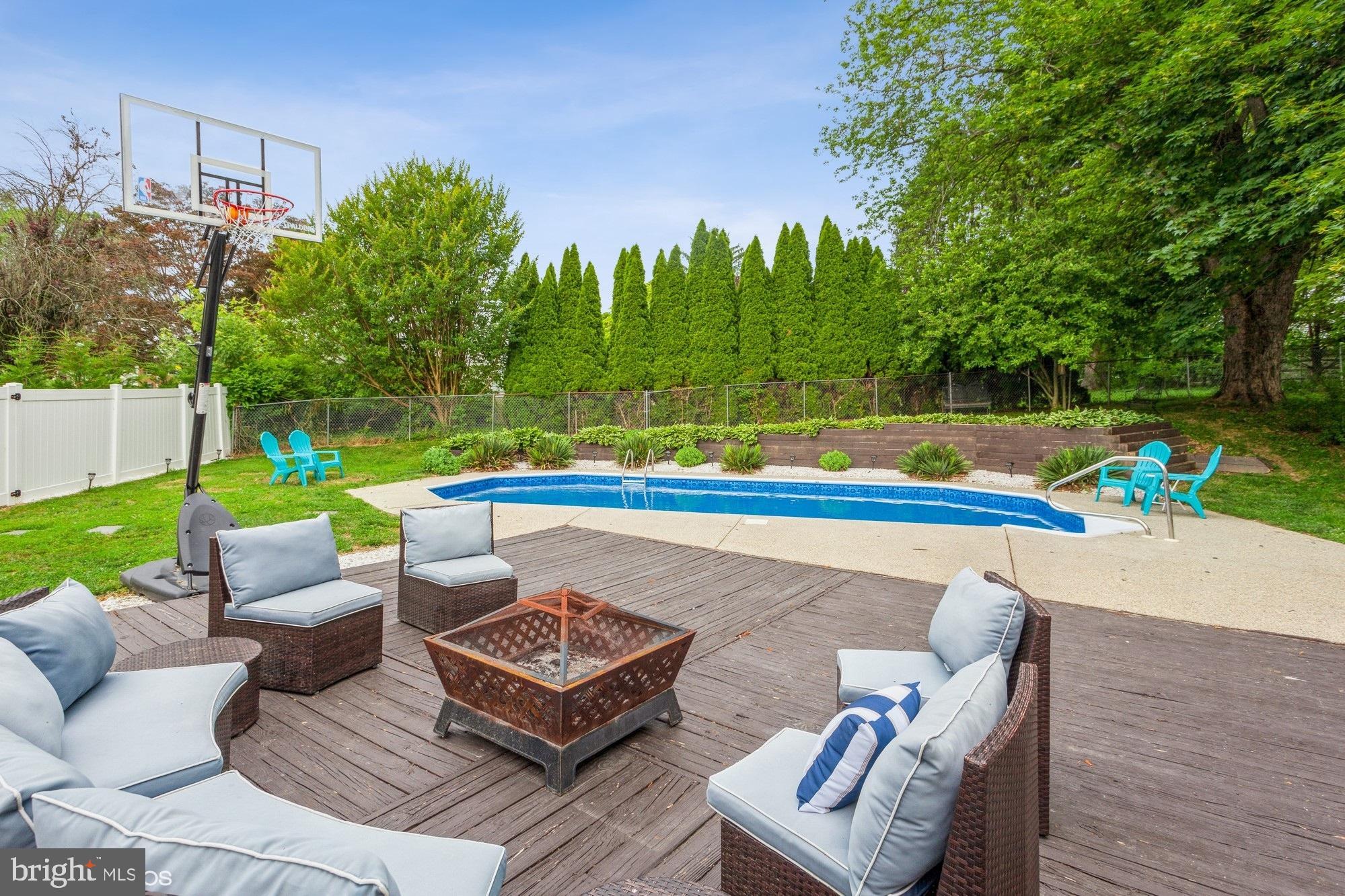 CAMELOT - Residential