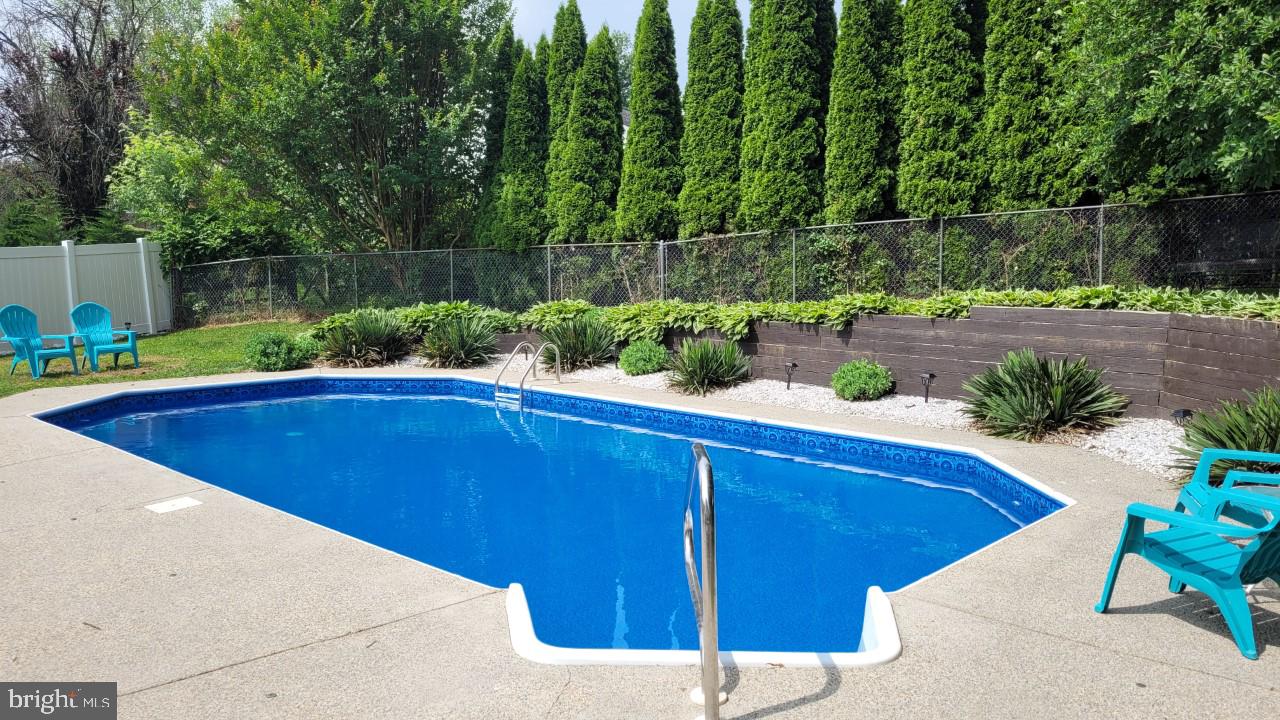 CAMELOT - Residential