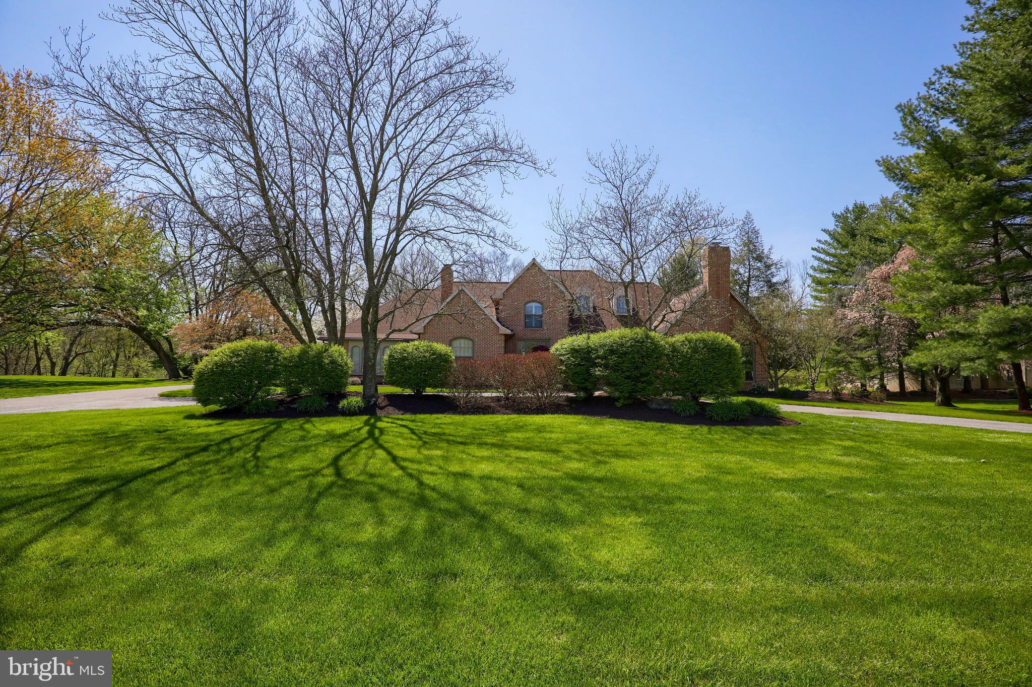 WATERFRONT ESTATES - Residential