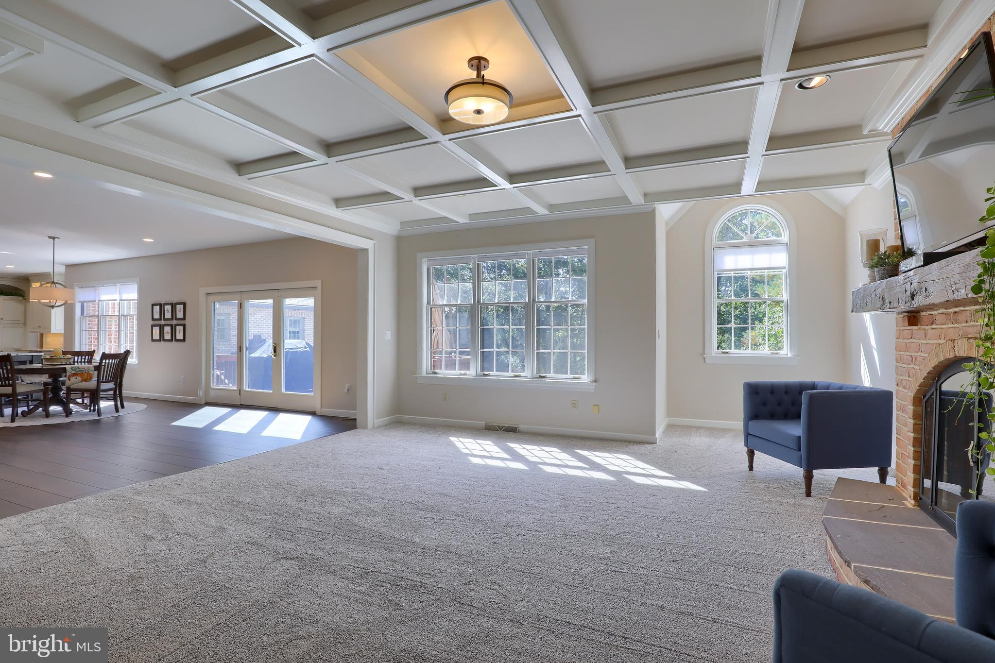 WATERFRONT ESTATES - Residential