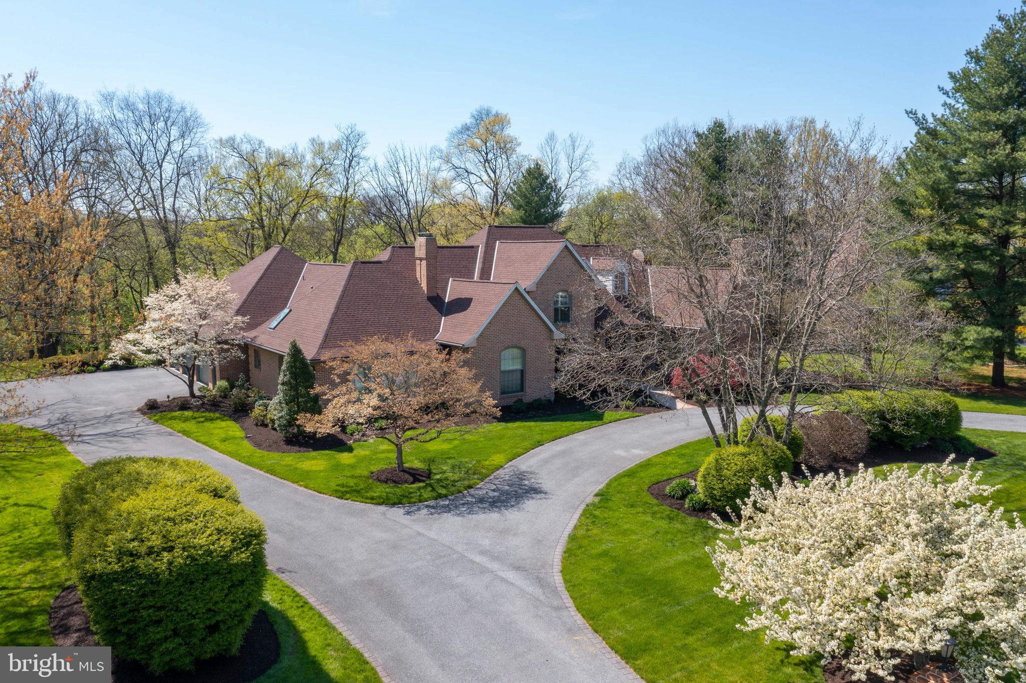 WATERFRONT ESTATES - Residential