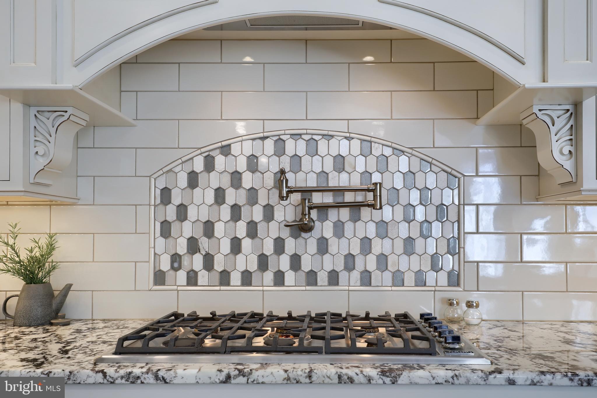 WATERFRONT ESTATES - Residential