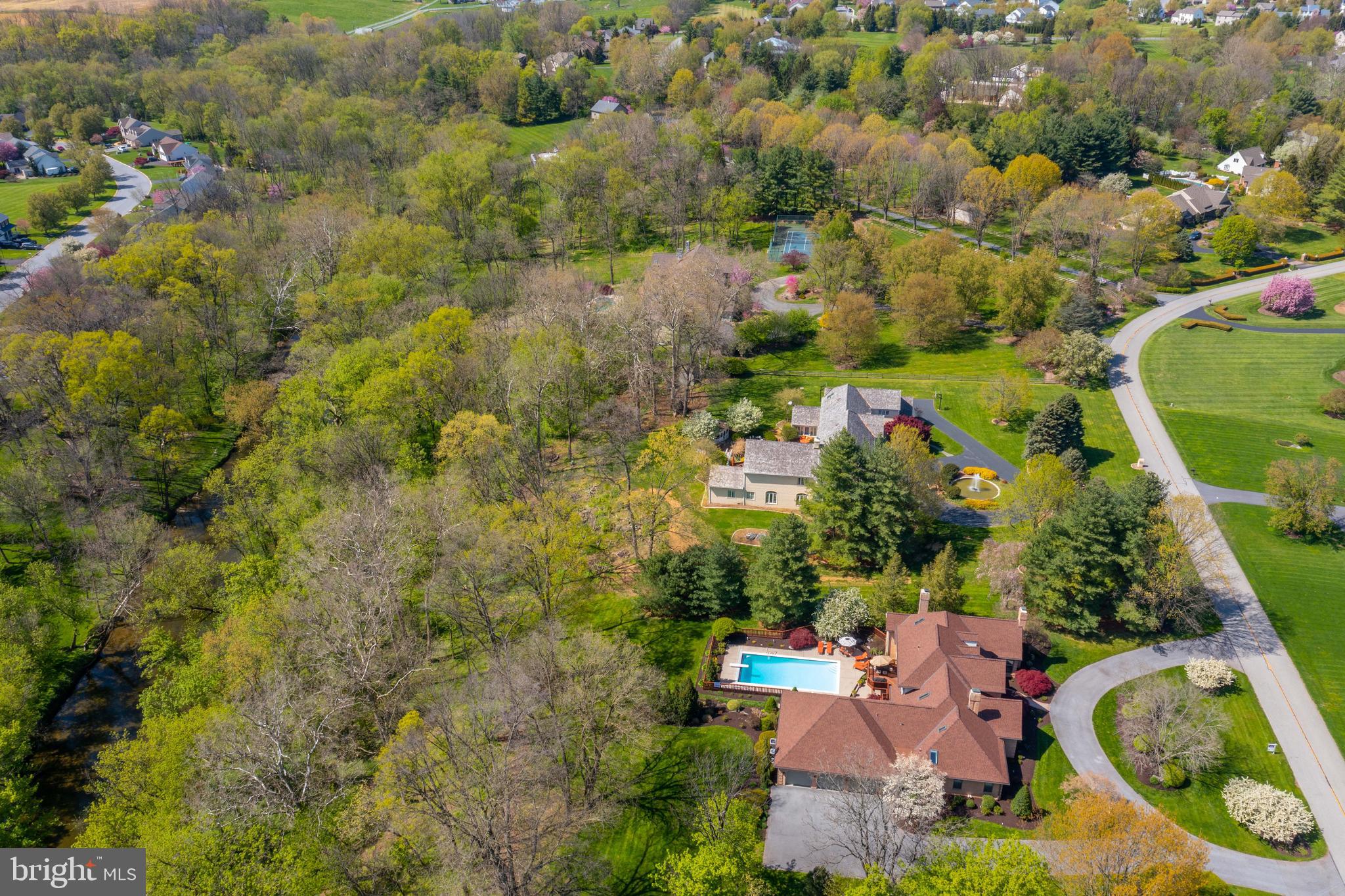 WATERFRONT ESTATES - Residential