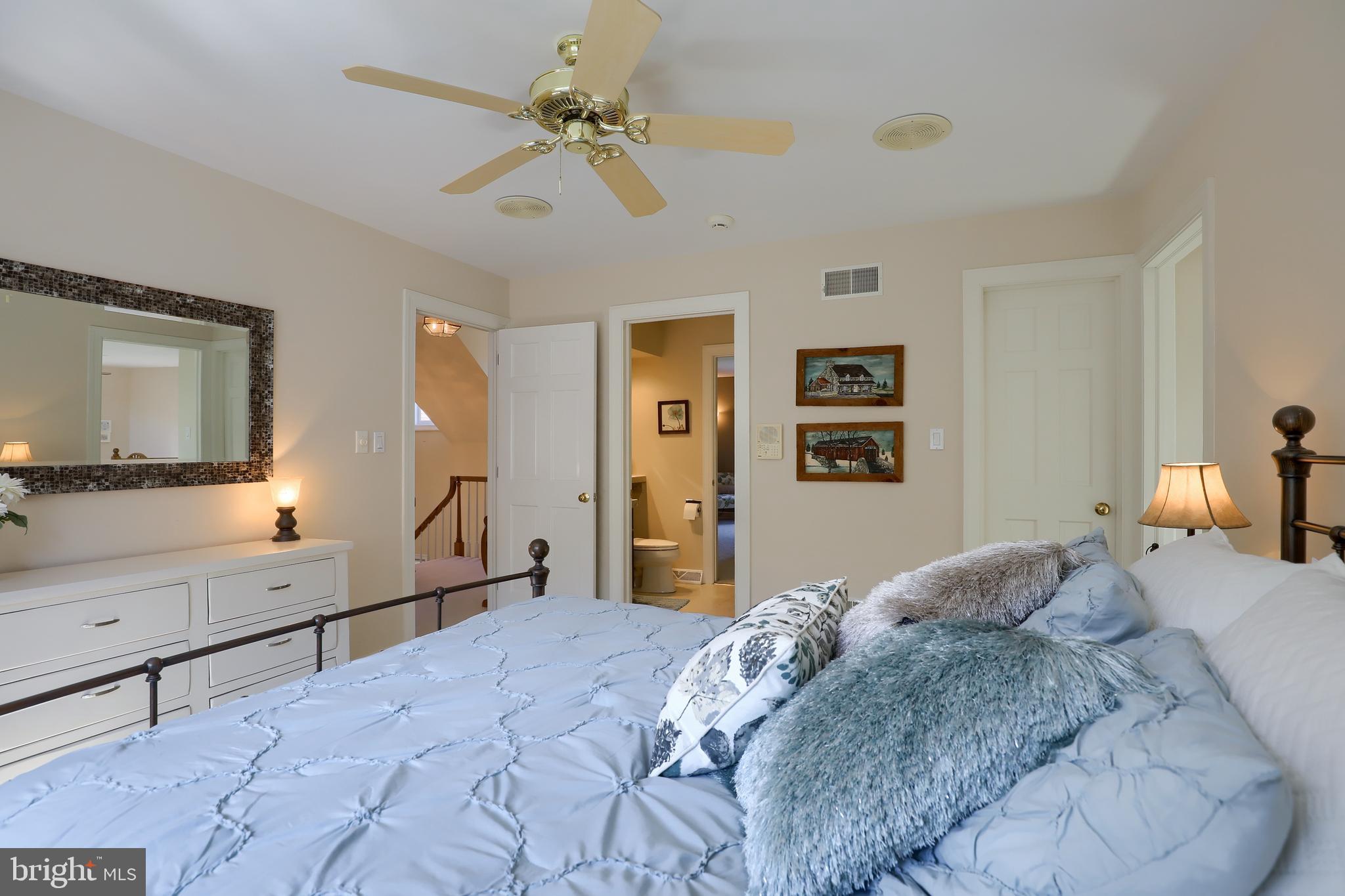 WATERFRONT ESTATES - Residential