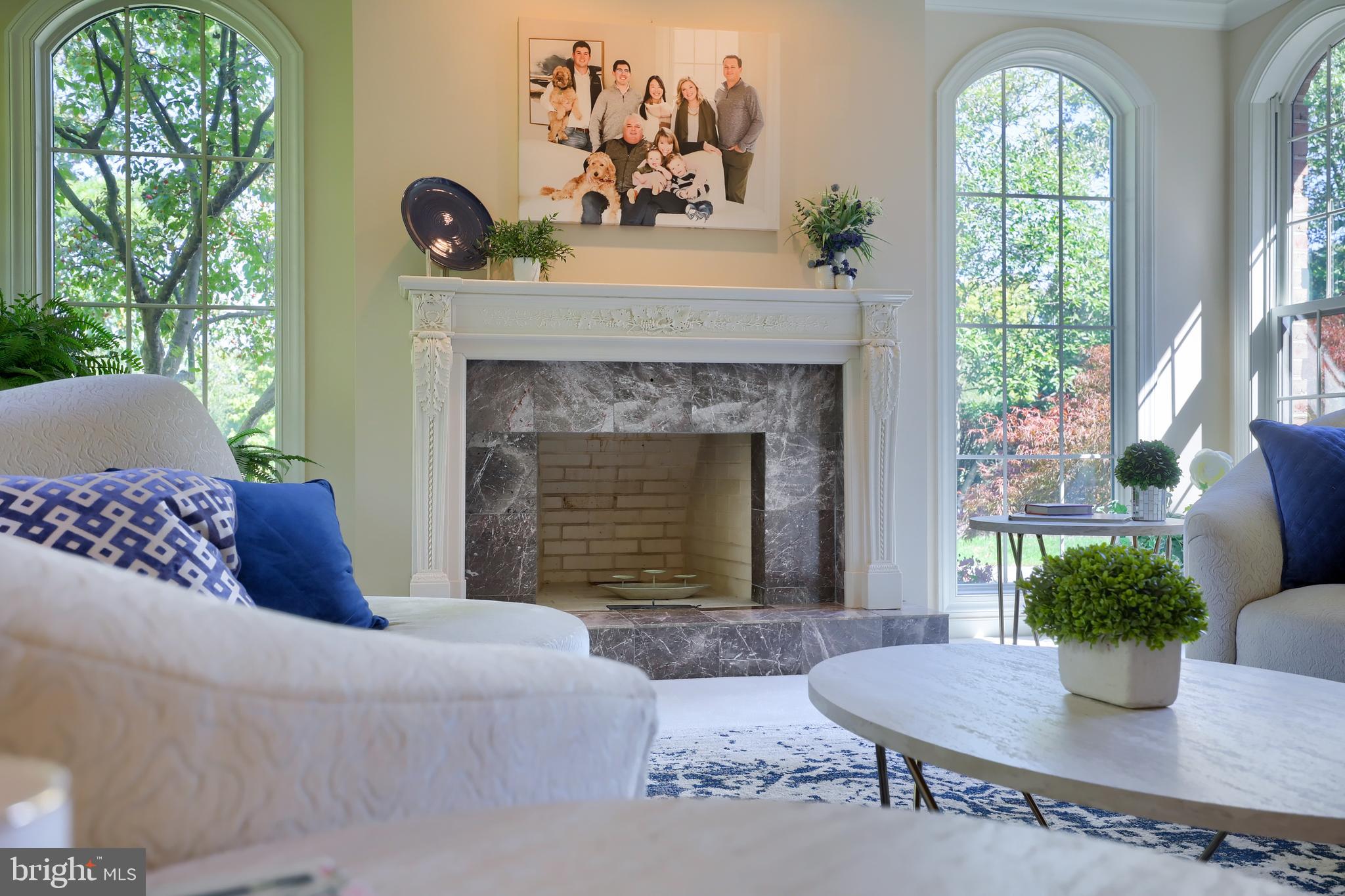 WATERFRONT ESTATES - Residential