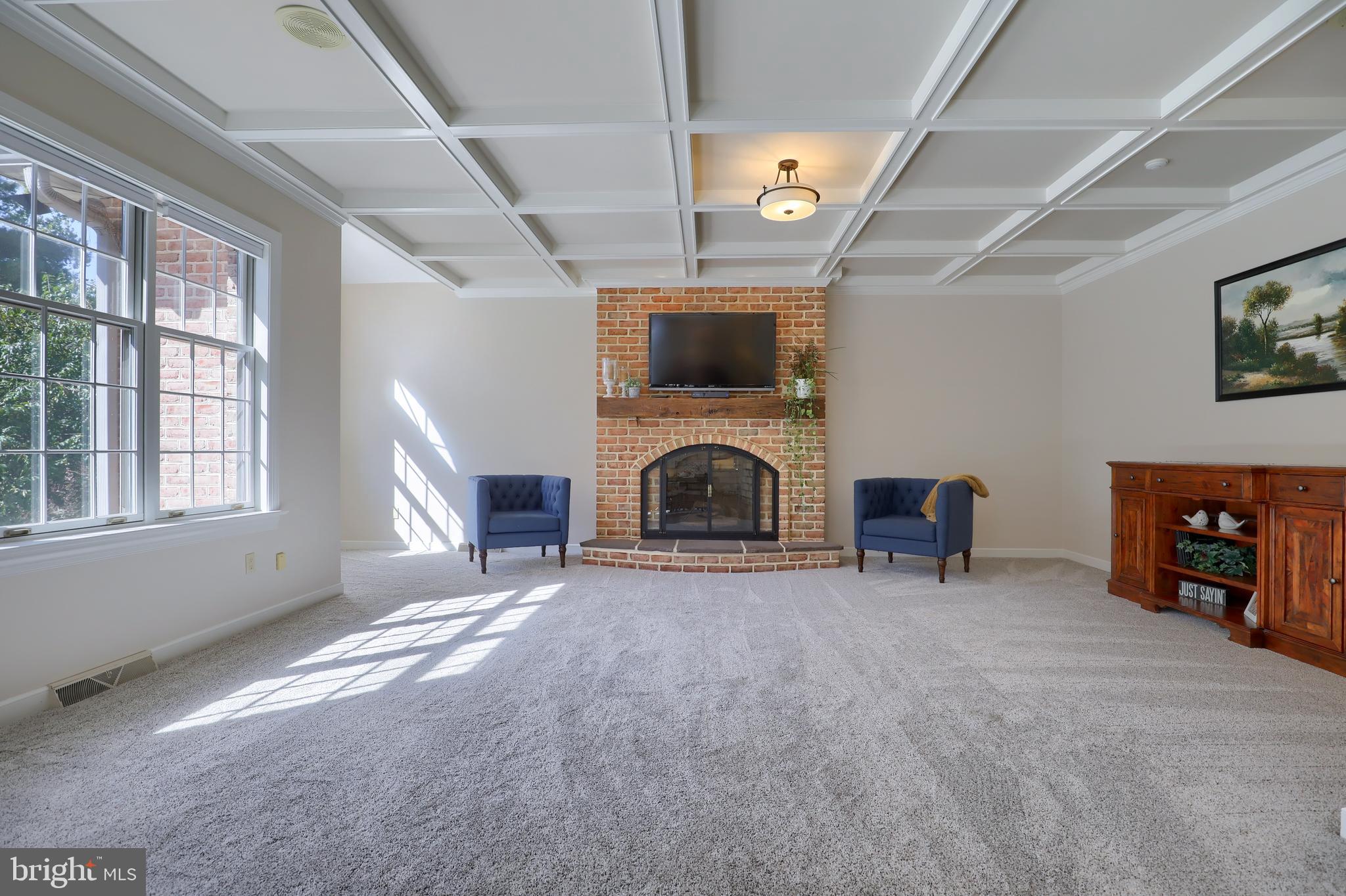 WATERFRONT ESTATES - Residential