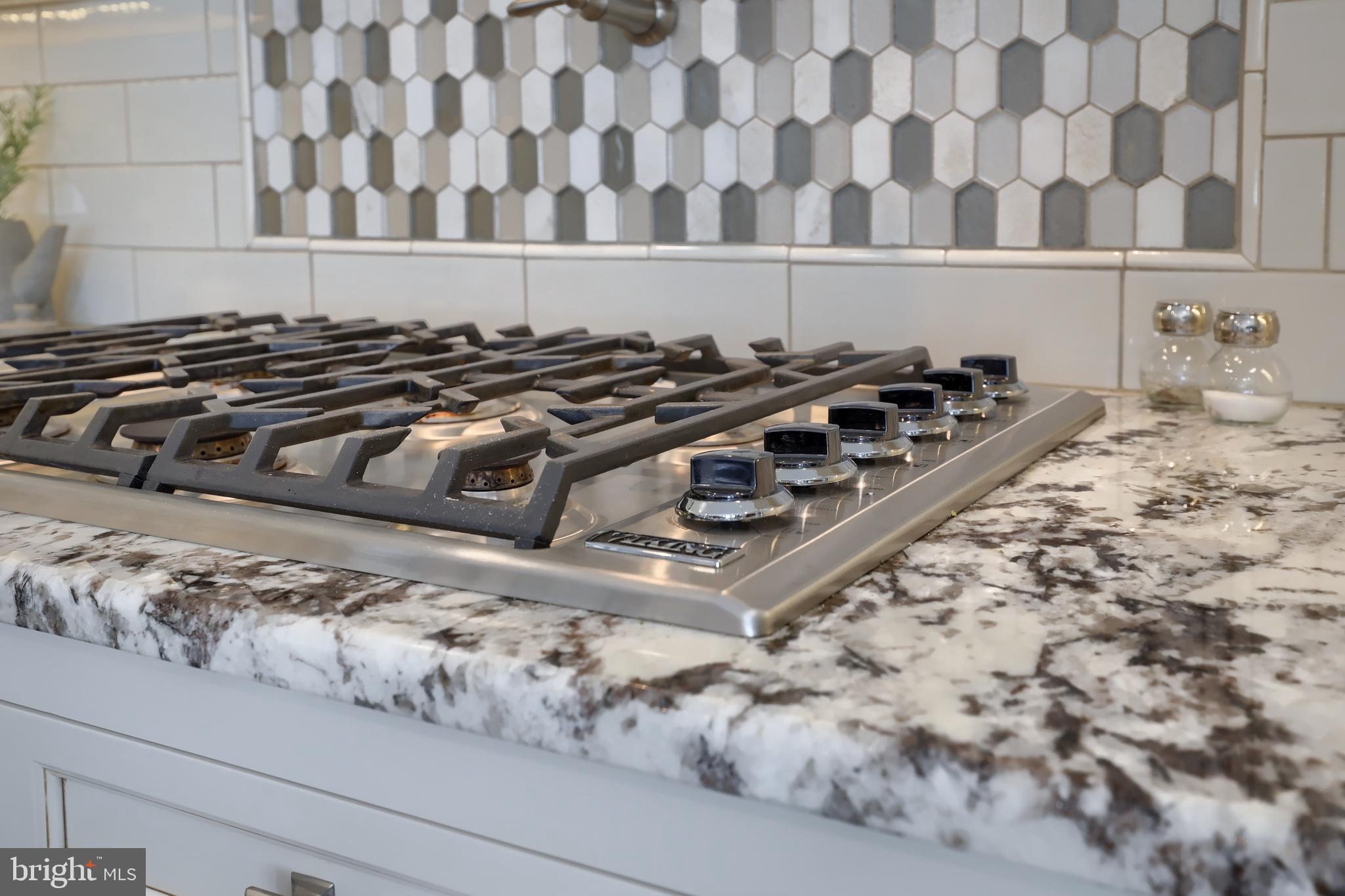 WATERFRONT ESTATES - Residential