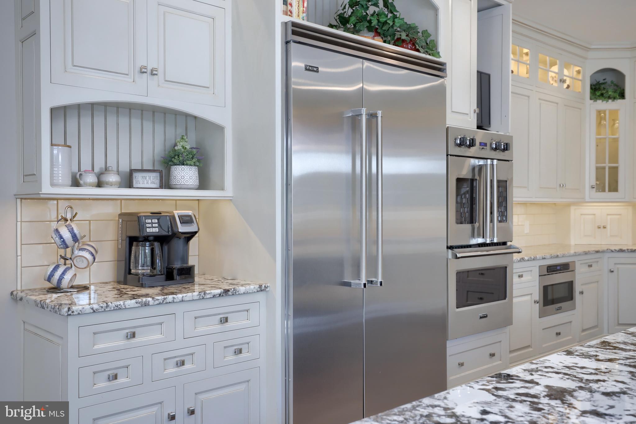 WATERFRONT ESTATES - Residential