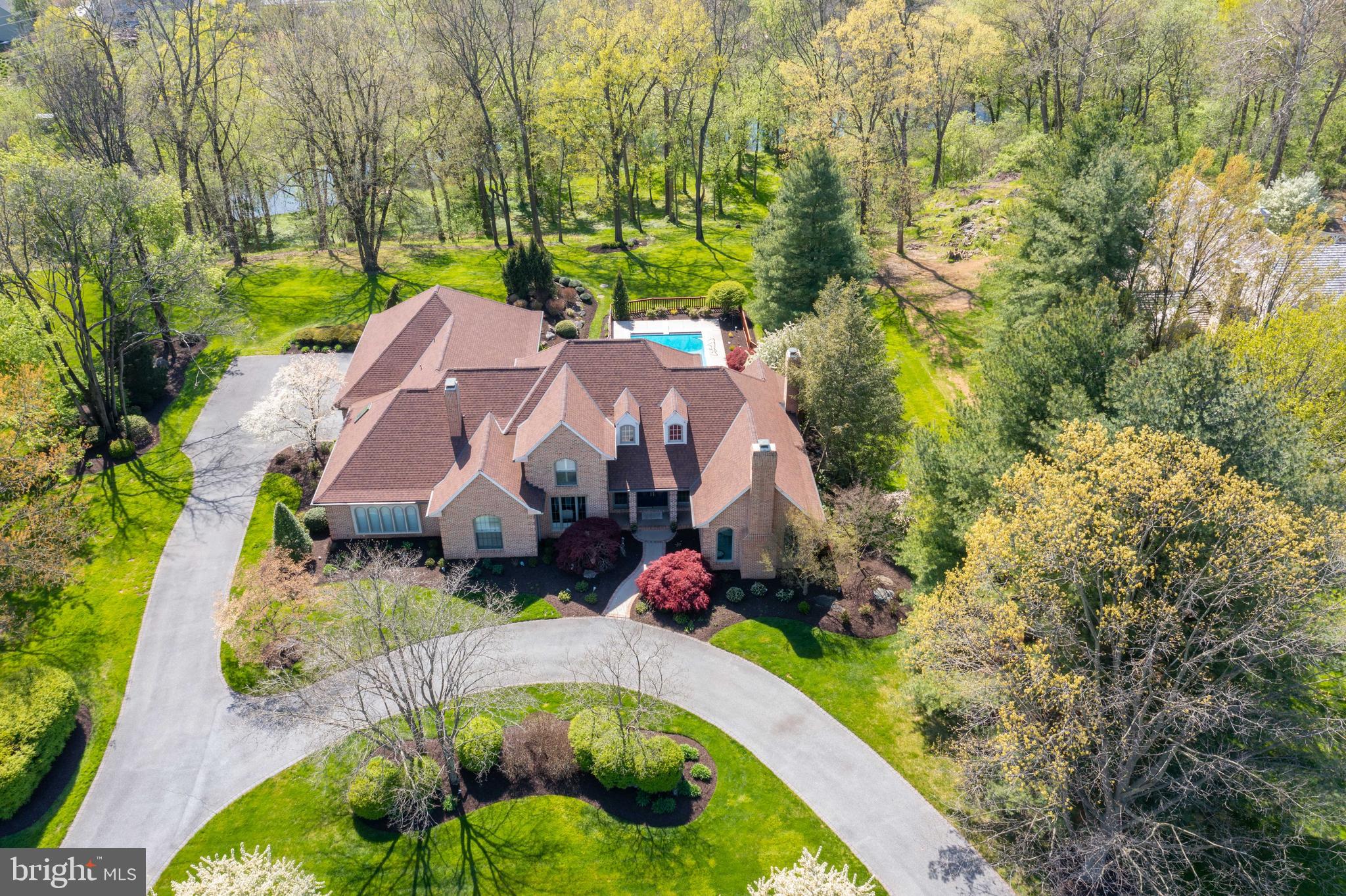 WATERFRONT ESTATES - Residential