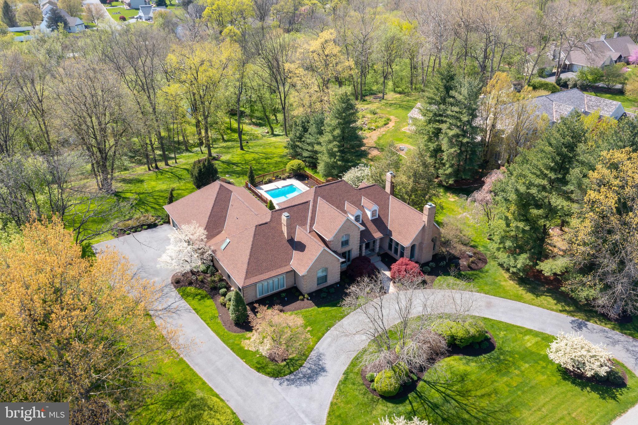 WATERFRONT ESTATES - Residential