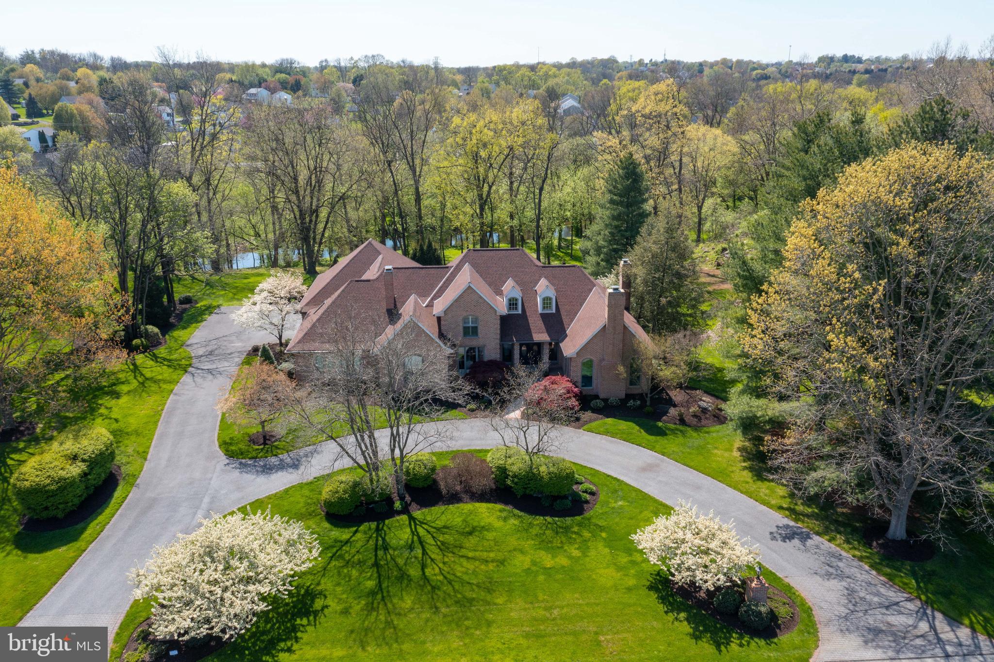 WATERFRONT ESTATES - Residential