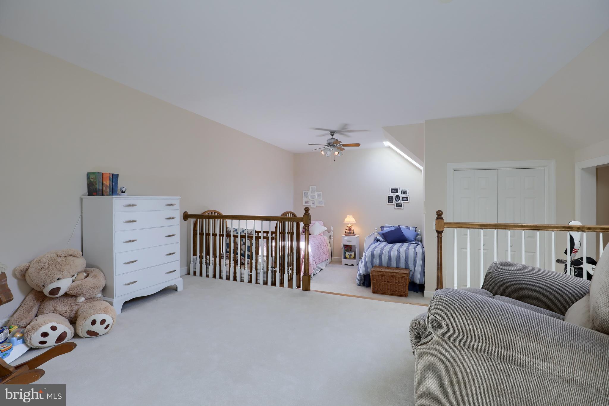 WATERFRONT ESTATES - Residential