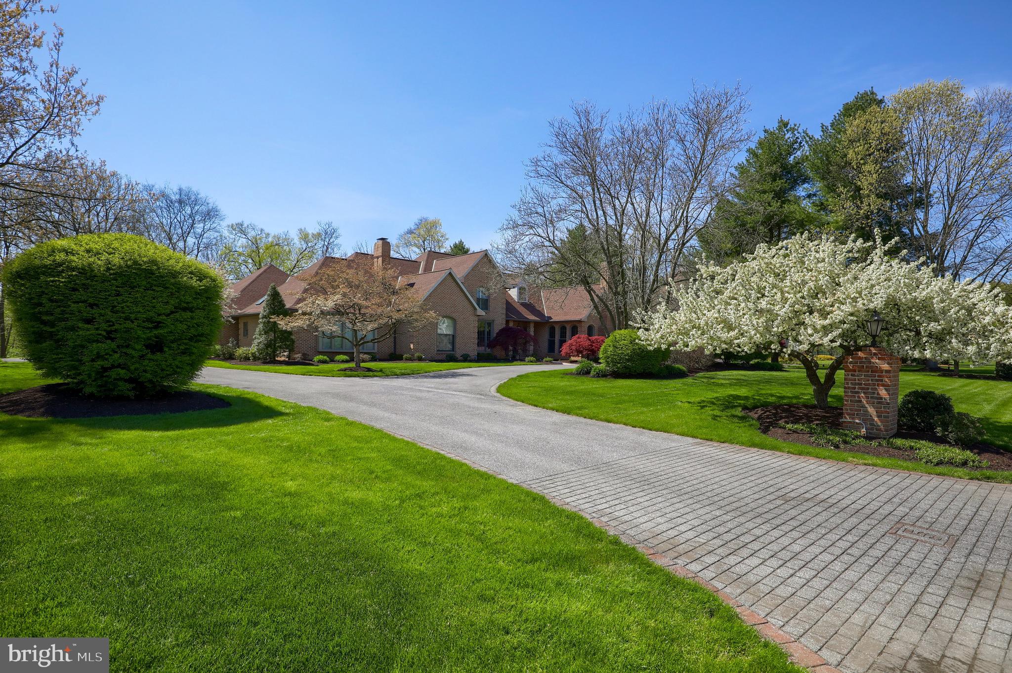 WATERFRONT ESTATES - Residential