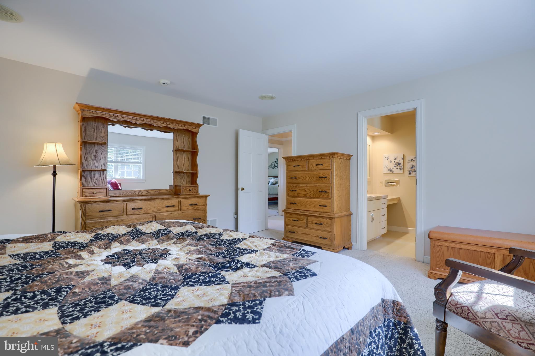 WATERFRONT ESTATES - Residential