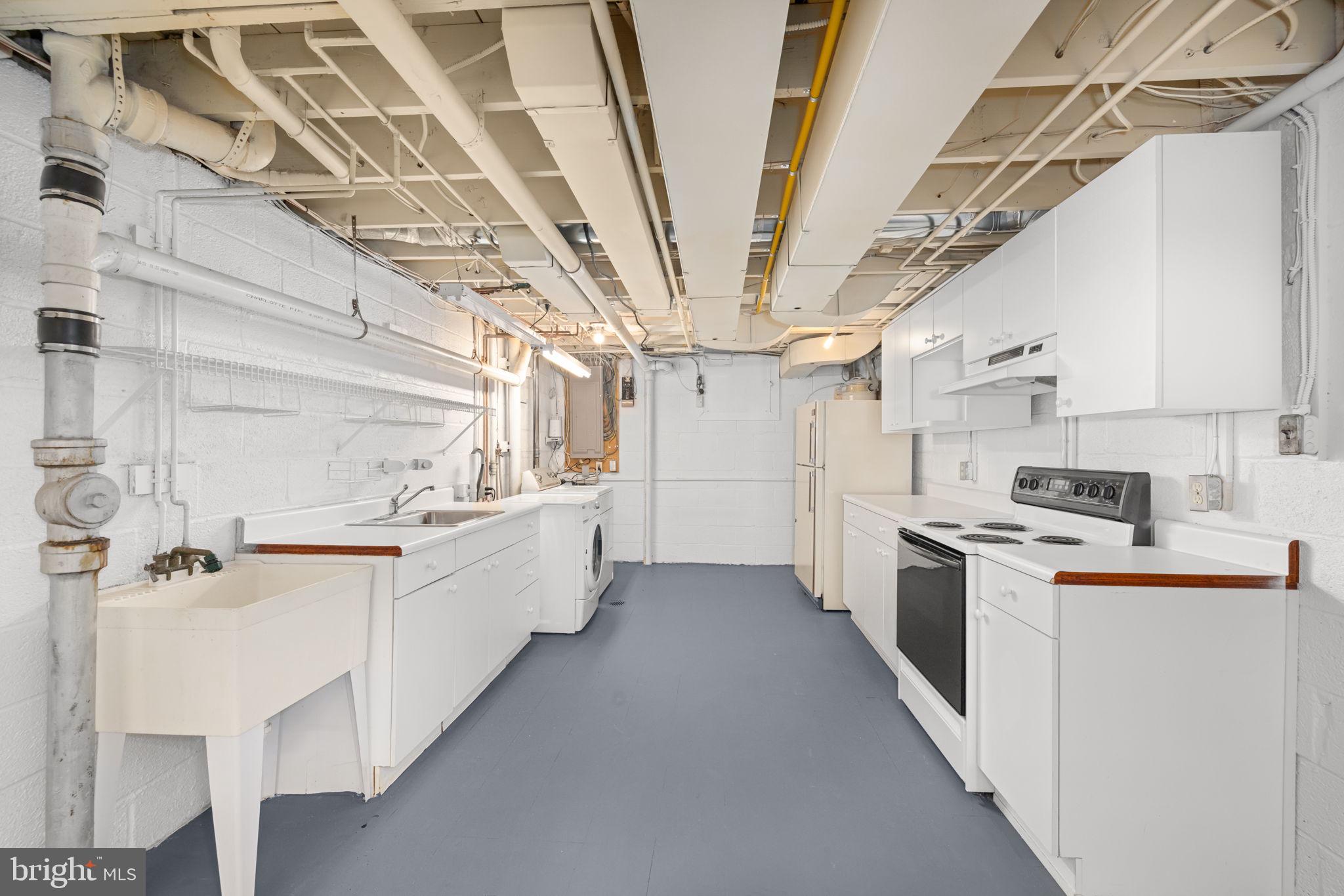 BRADLEY HILLS - Residential