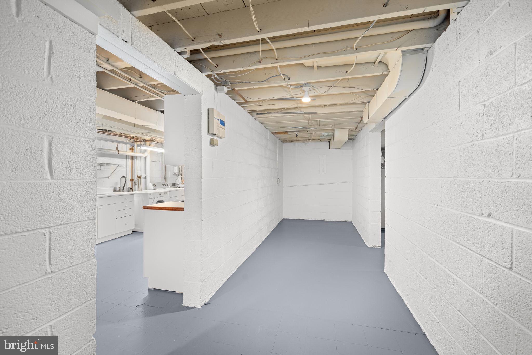 BRADLEY HILLS - Residential