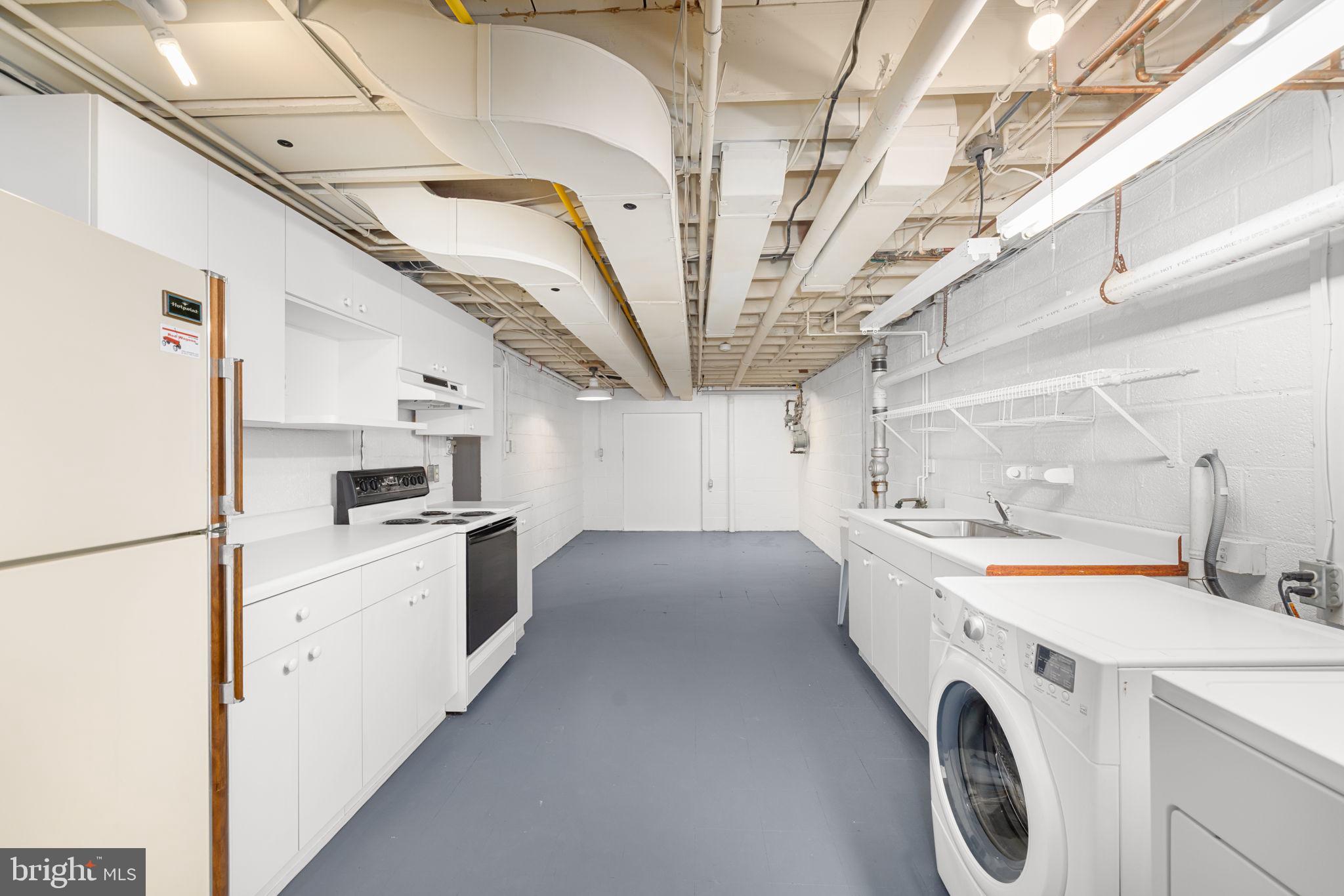 BRADLEY HILLS - Residential