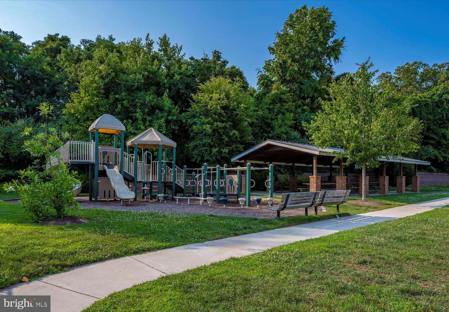 ORCHARD RIDGE - Residential