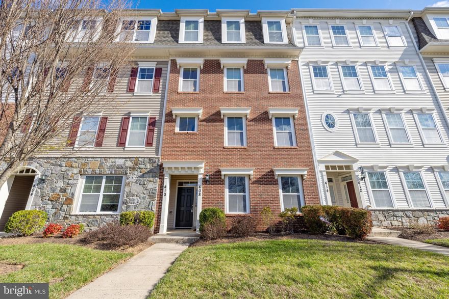 OFFER DEADLINE 6pm TODAY 3/23.. Open house tomorrow is cancelled. Welcome to 410 Orchard Ridge!  Flooded with natural light, the bright open main level offers a Living/Dining/Kitchen space with wood floors, high ceilings and tons of windows. The gourmet Kitchen has granite counters, stainless steel appliances, lots of cabinet space and a separate pantry. Two areas for seating, another dining area or even a play space opens to a balcony overlooking the common area. A Powder Room completes this level. The second level offers an enormous Primary suite with walk-in closet, cathedral ceiling and an ensuite spa-like Full Bath with shower, oversized tub, and double sinks. A separate Den/Office off the large hallway space offers another great space to work or play. A convenient Laundry Room, another Full Bath, and two additional spacious Bedrooms complete this level.  Tons of storage and a Garage with additional off-street driveway parking spaces, plus two separate entrances on each side of the townhouse, make this a wonderful way to live. This Quince Orchard Park community offers many amenities including an outdoor pool with community center, tot lots, walking paths, tennis and basketball courts, and more. Also, it is only a short drive to the Kentlands, Crown and Rio, offering many options for restaurants and entertainment. If you were looking for a beautiful quiet community with tons of amenities and close to everything, you’ve found it!