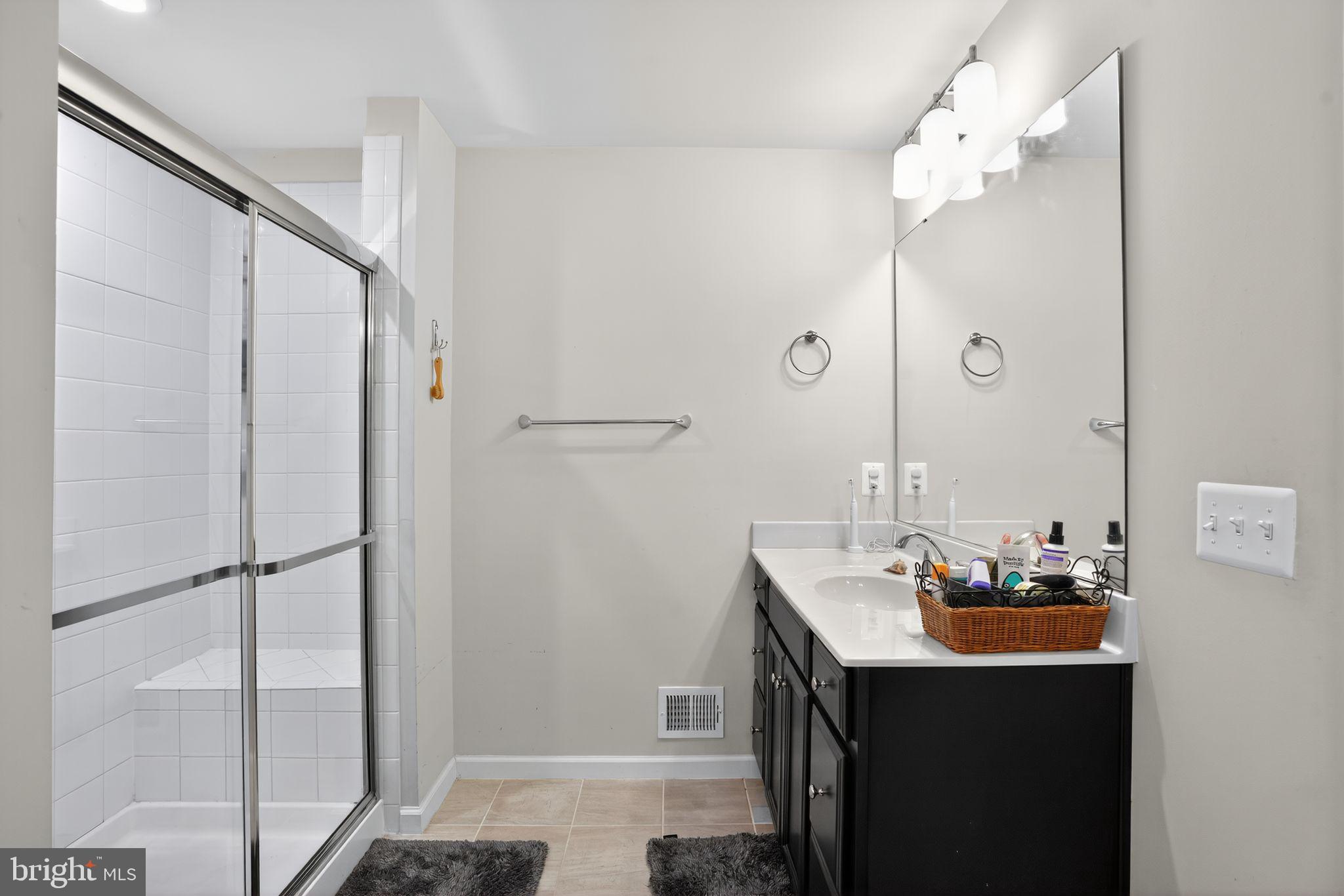 GLENN DALE COMMONS - Residential