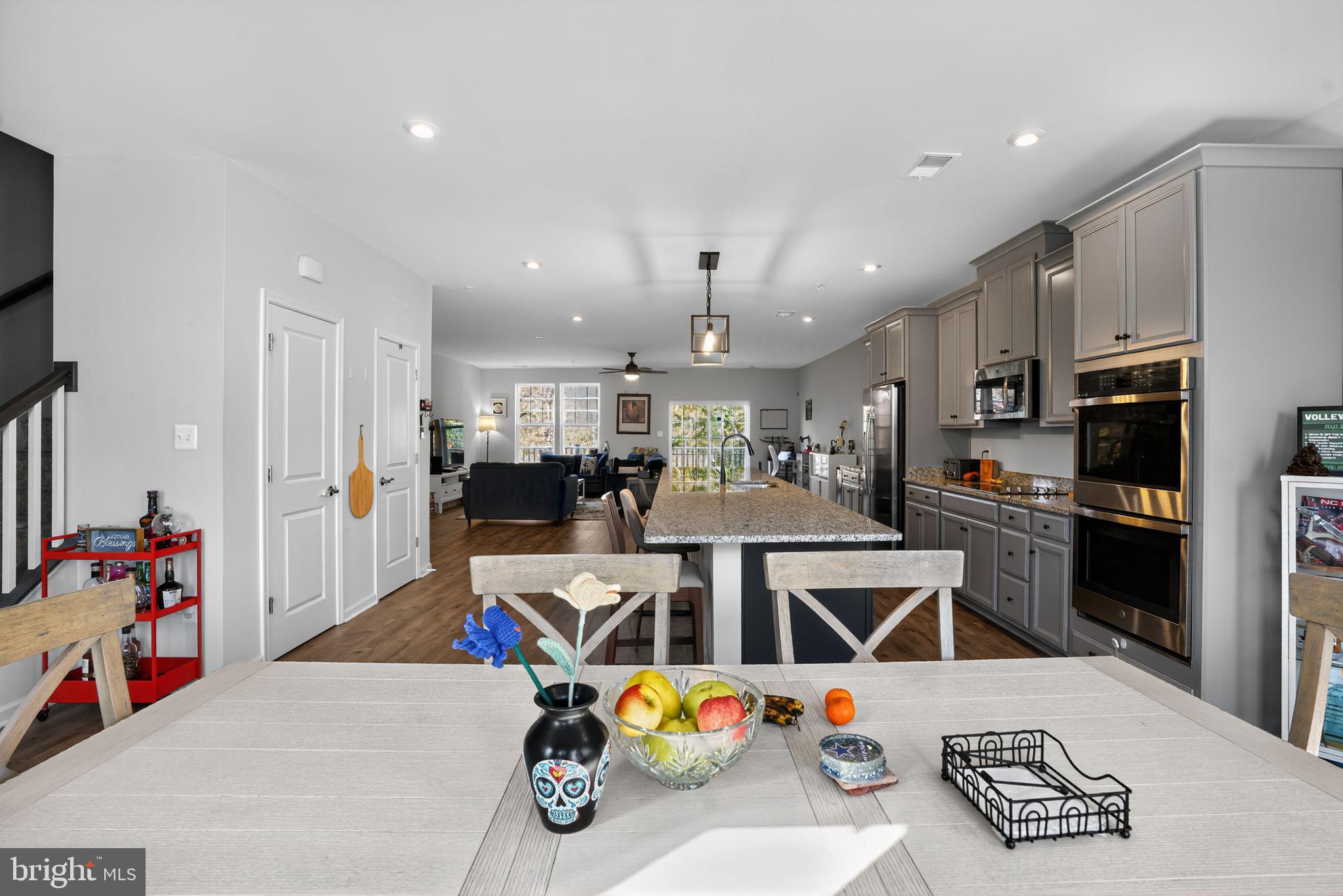 GLENN DALE COMMONS - Residential