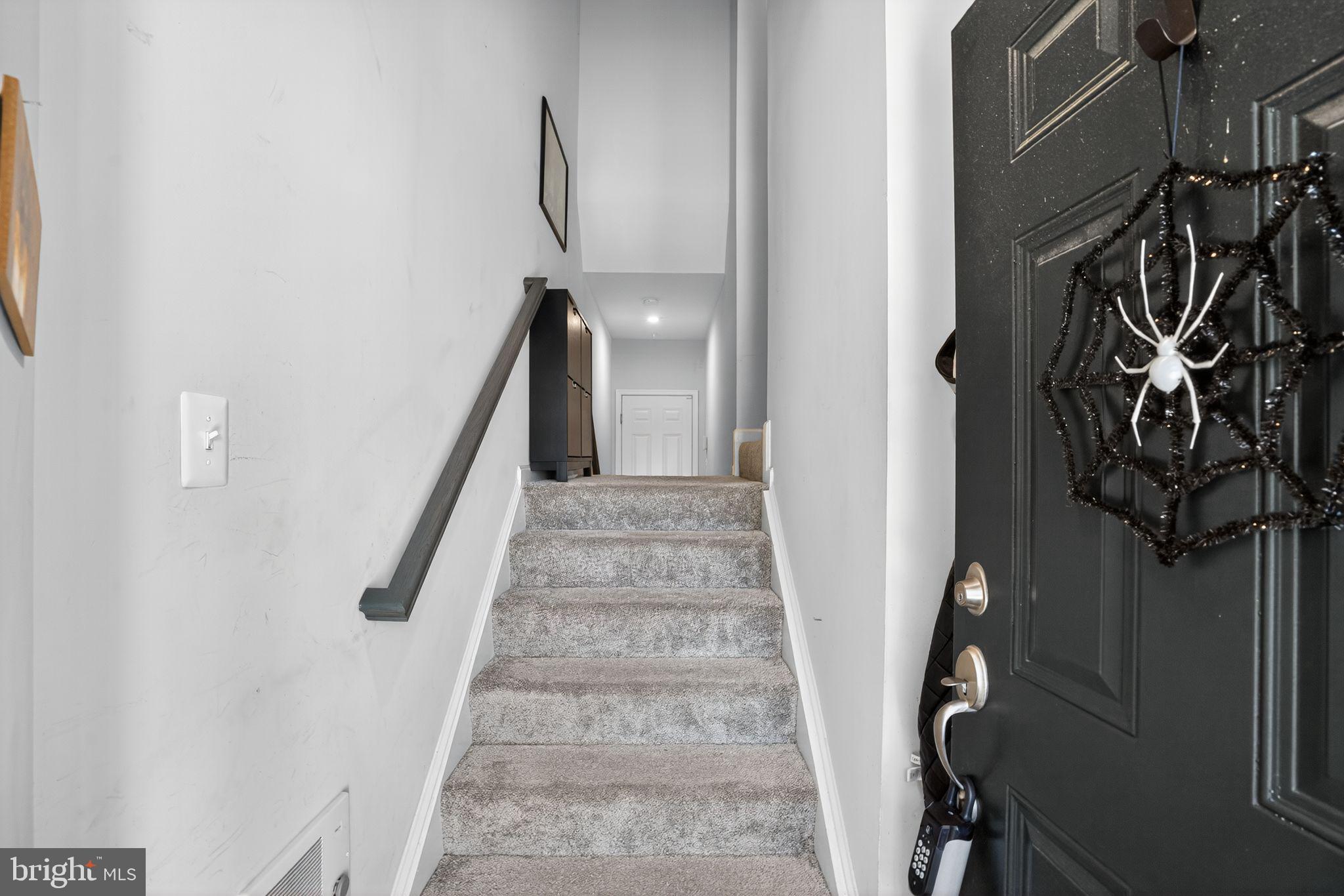 GLENN DALE COMMONS - Residential