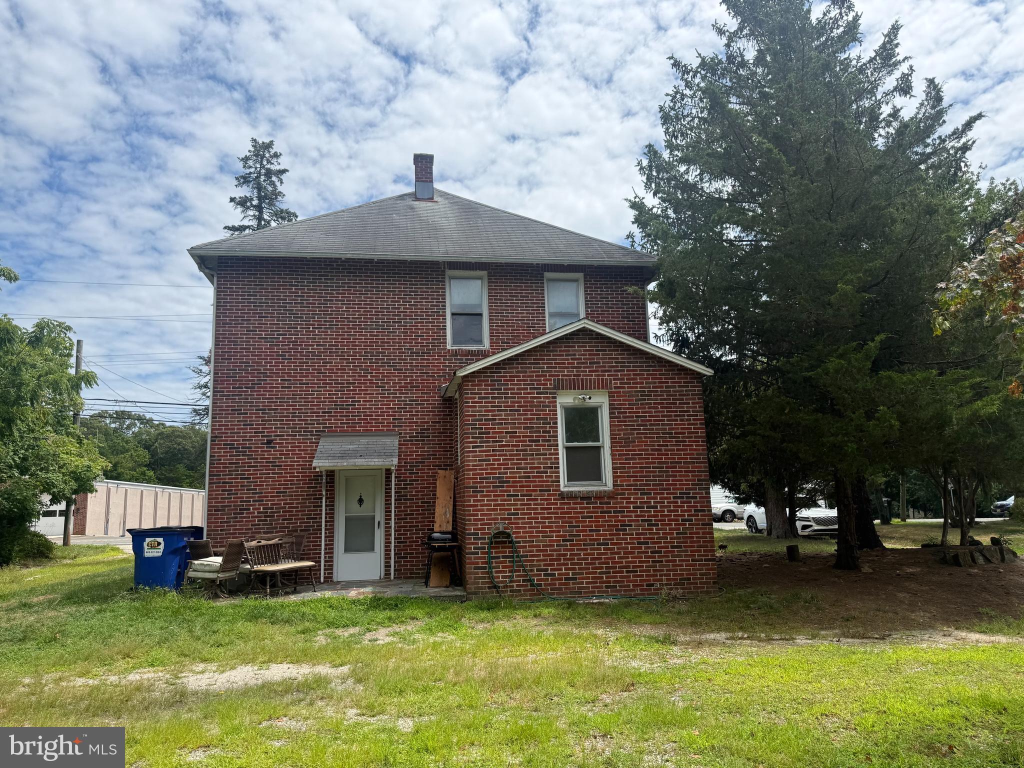 177 S NEW YORK ROAD