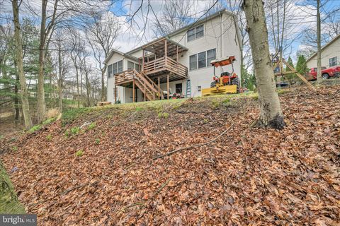 Tiny photo for 826 Pinewood Drive, POTTSVILLE, PA 17901 (MLS # PASK2026460)