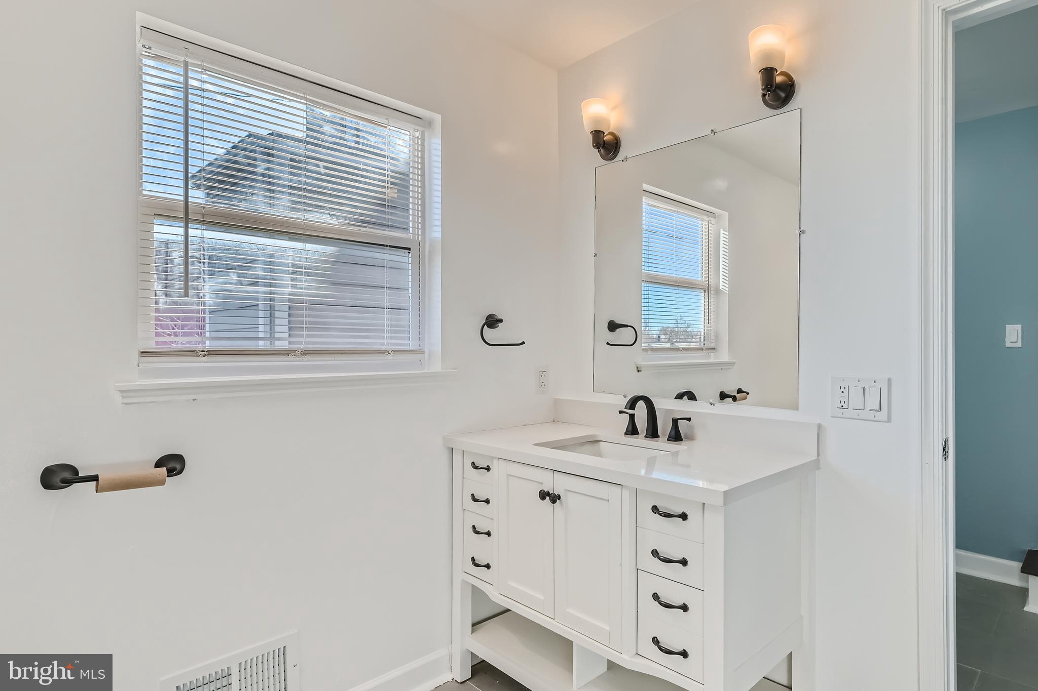 NEW SOUTHWEST - Residential