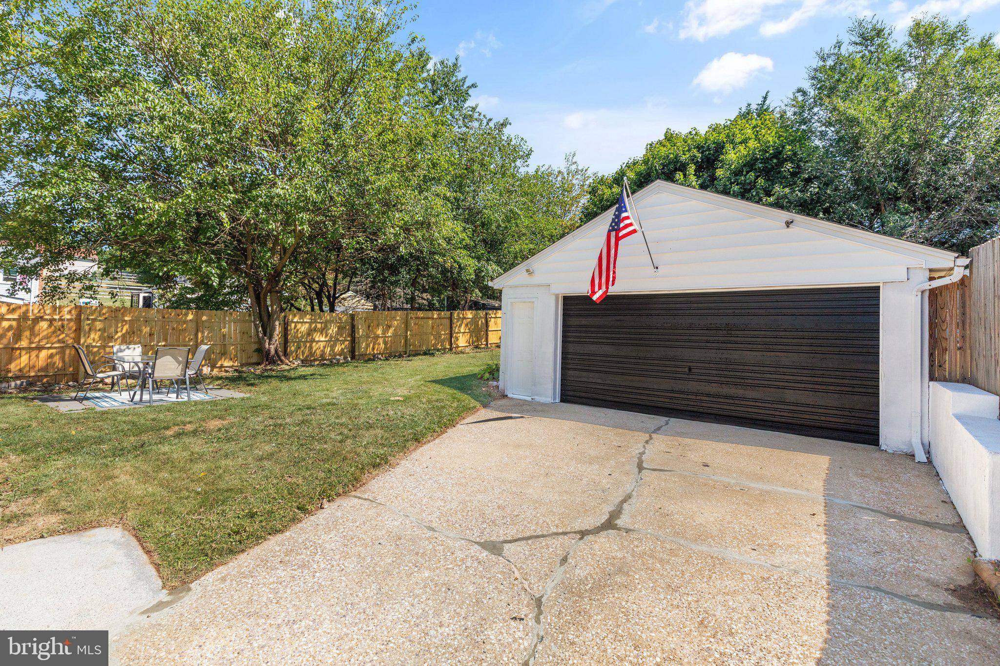 BUCKINGHAM VIEW - Residential