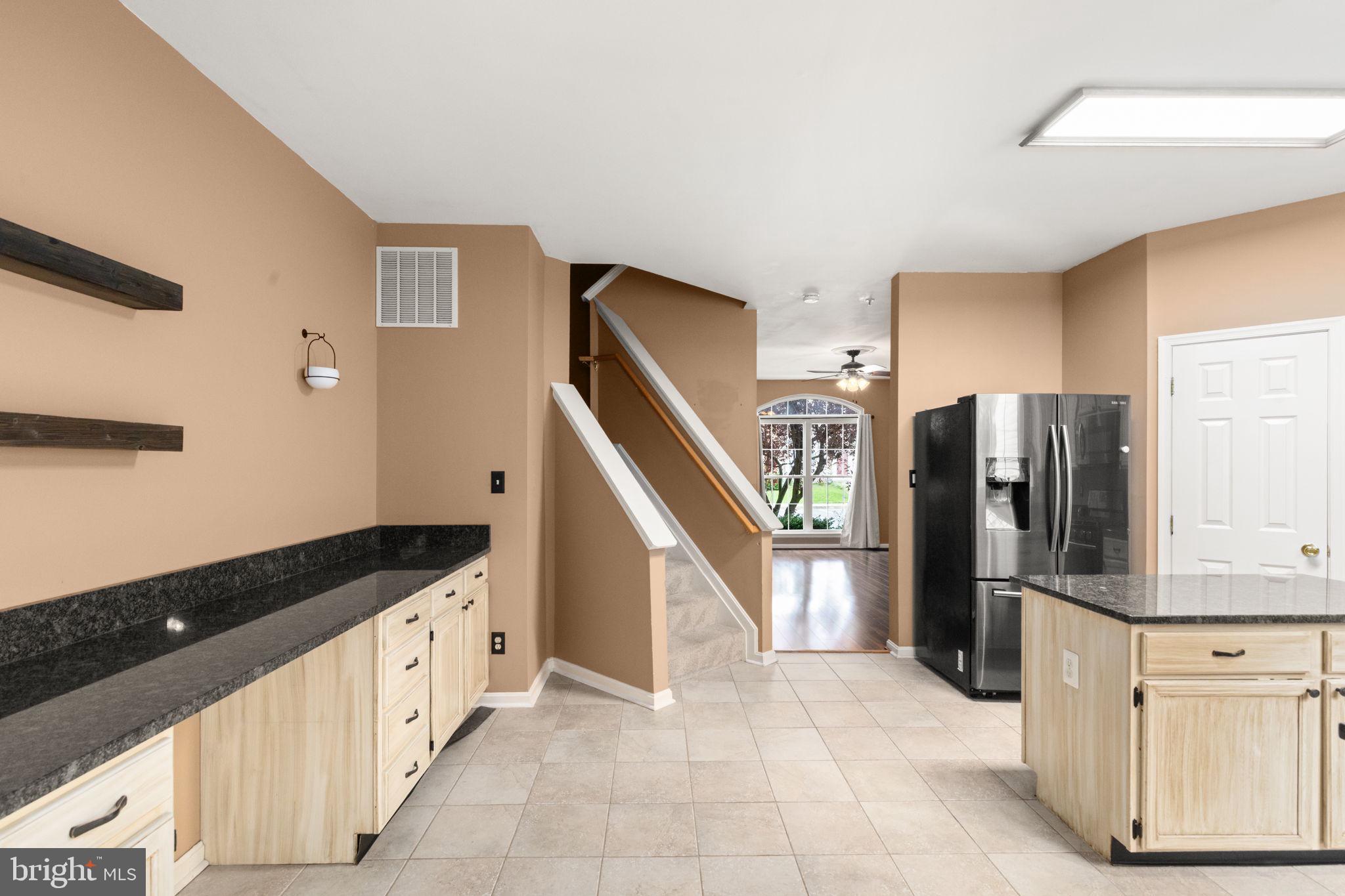 HOLLY WOODS - Residential