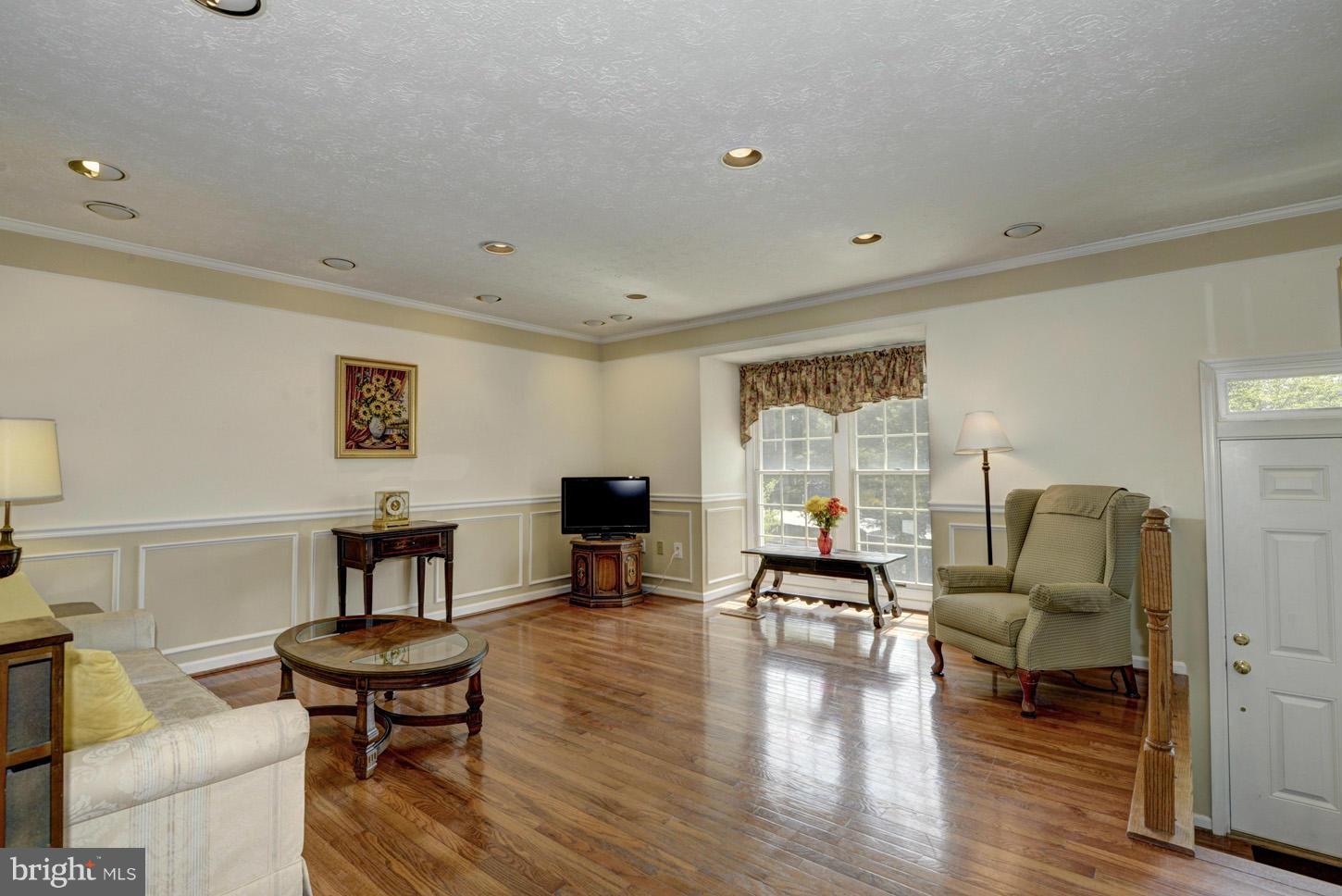 VILLAGE OF DORSEY SEARCH - Residential