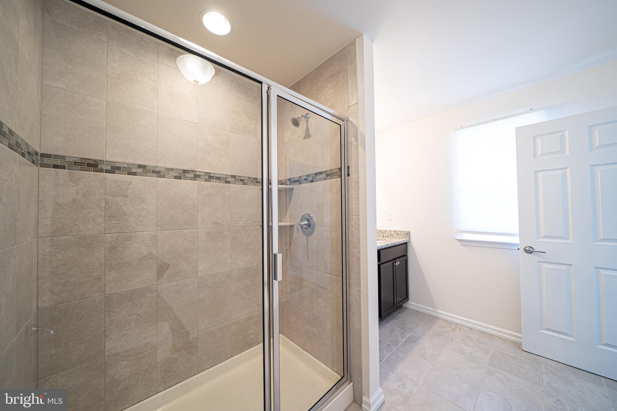 HATFIELD MANOR - Residential