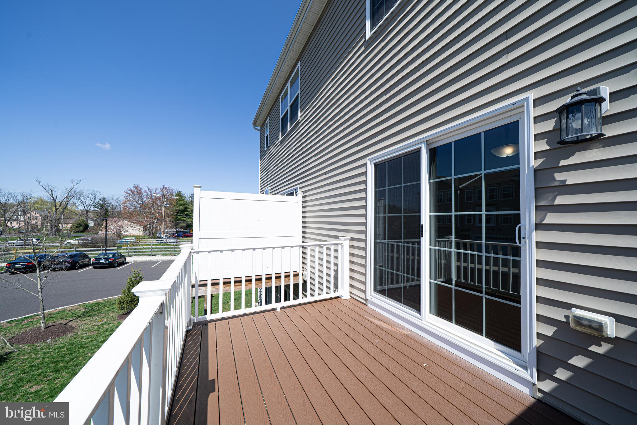 HATFIELD MANOR - Residential