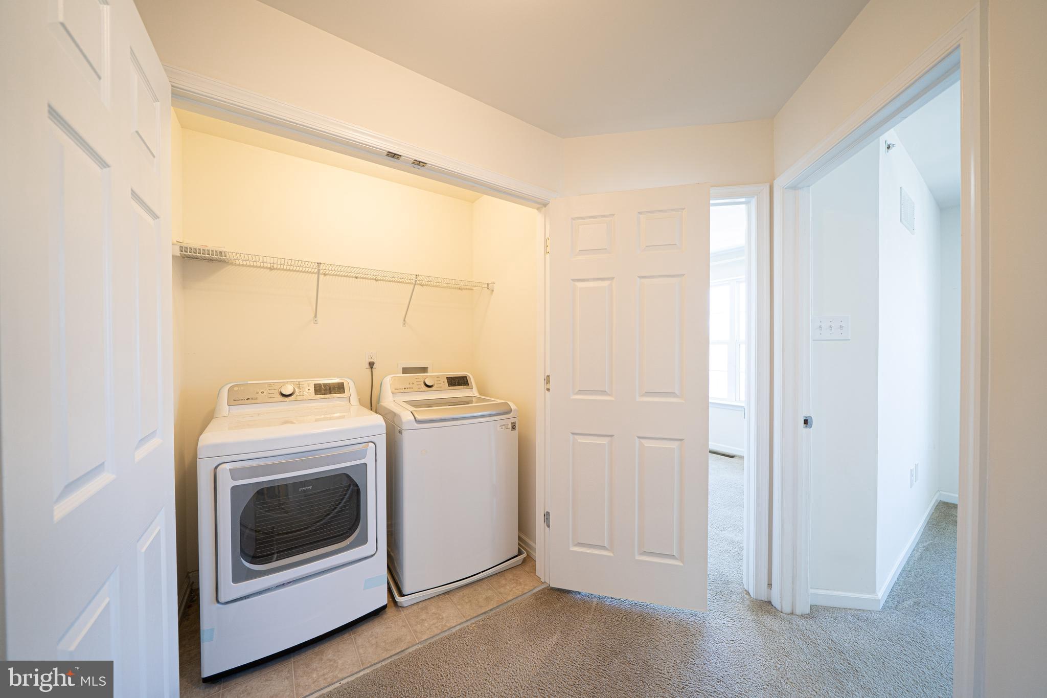 HATFIELD MANOR - Residential