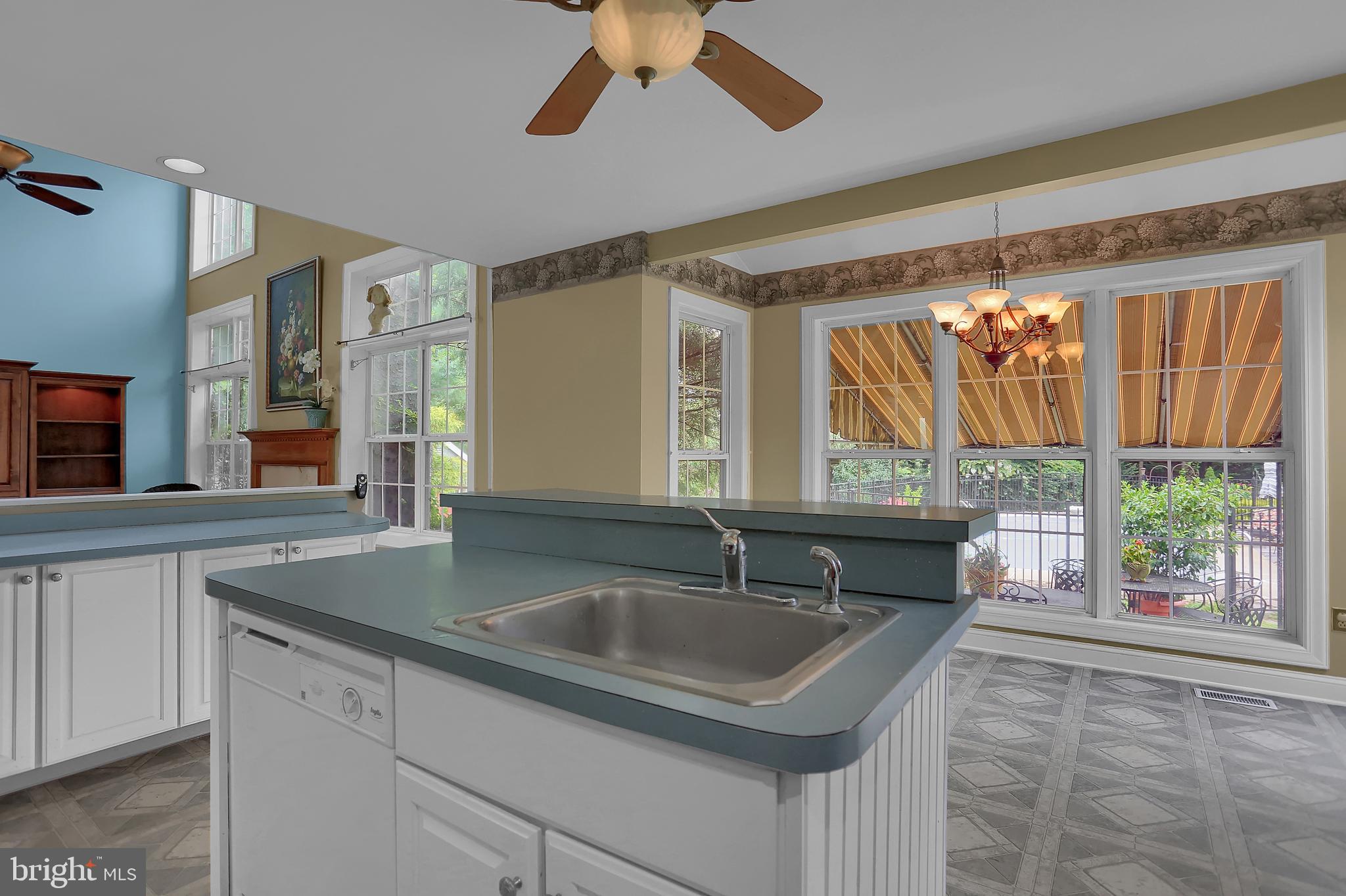 CHANTILLY MANOR - Residential