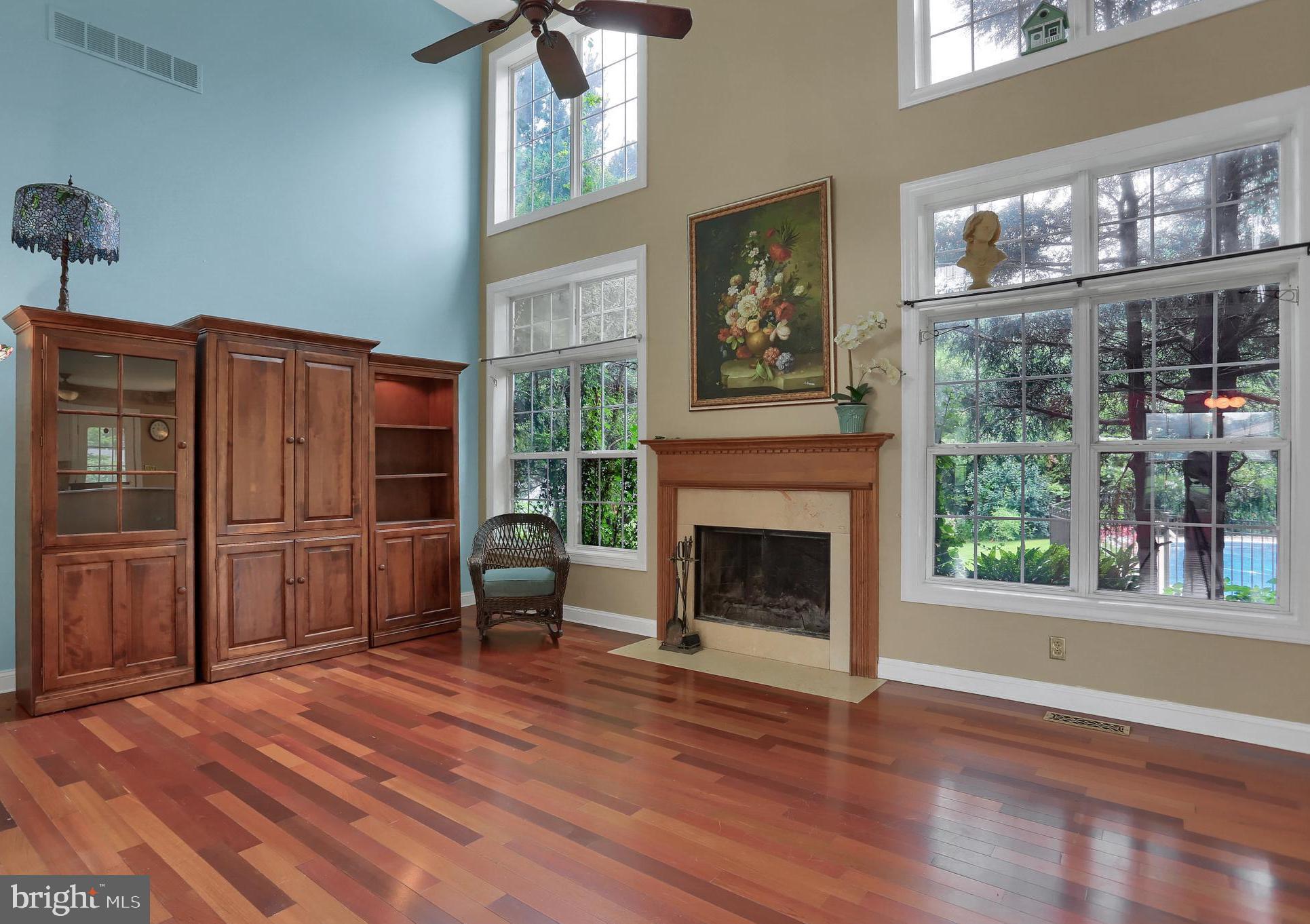 CHANTILLY MANOR - Residential