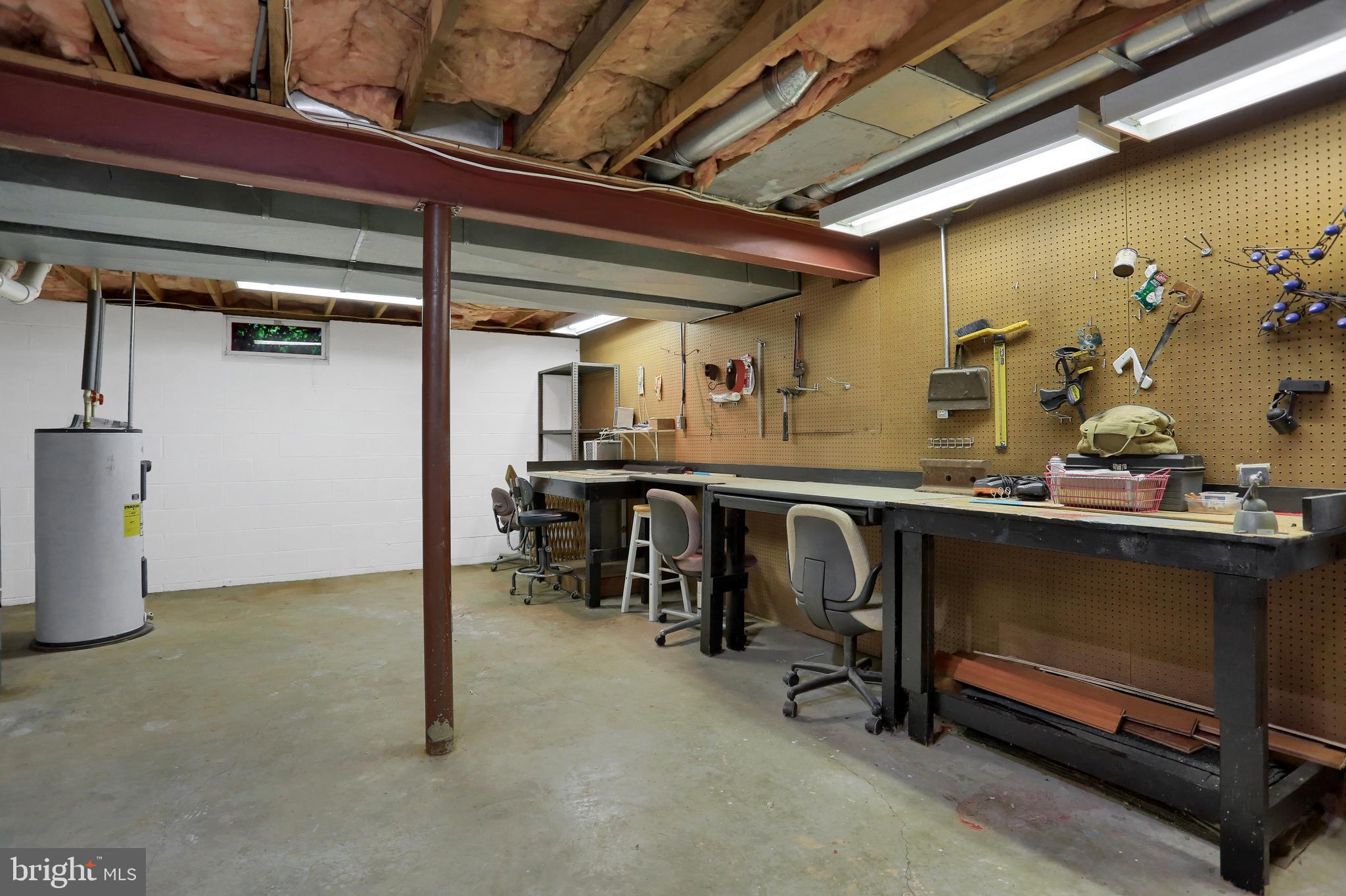 CHANTILLY MANOR - Residential