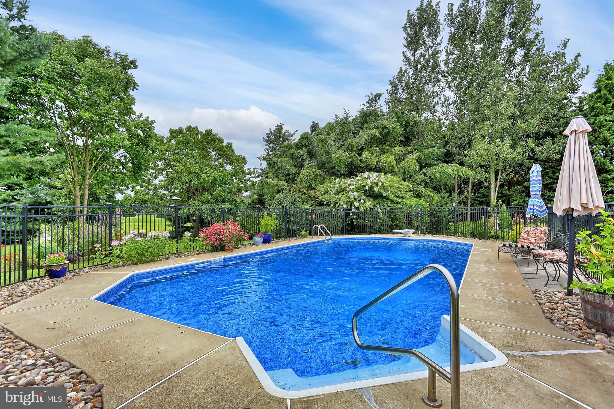 CHANTILLY MANOR - Residential