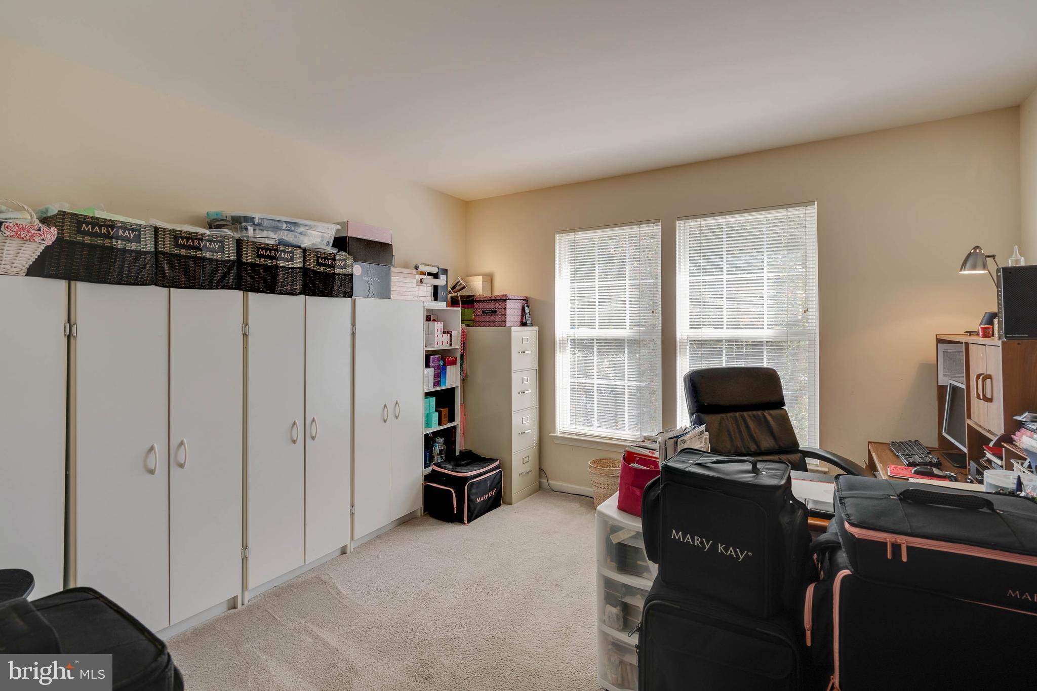 CARRIAGE CROSSING - Residential