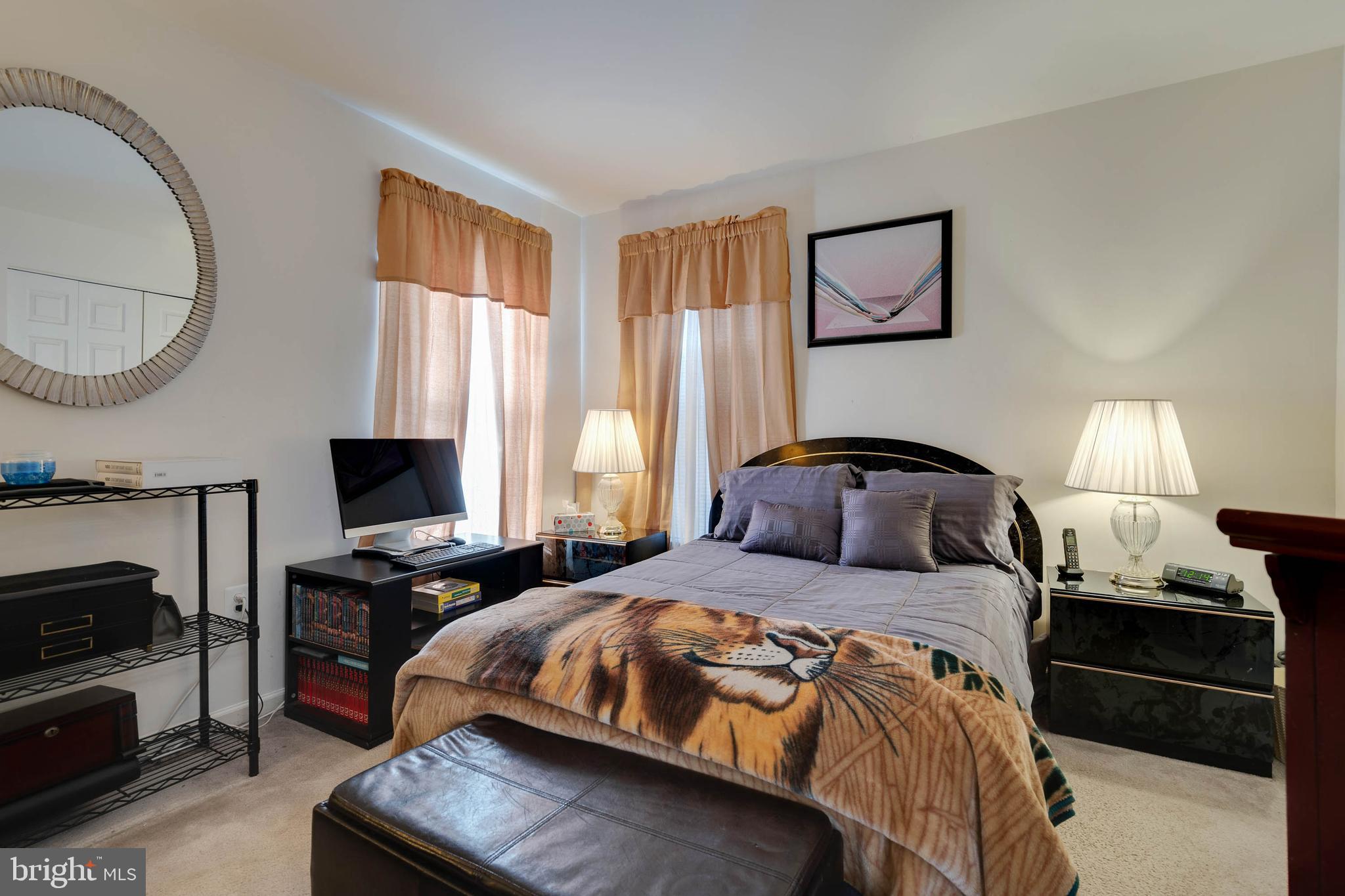 CARRIAGE CROSSING - Residential