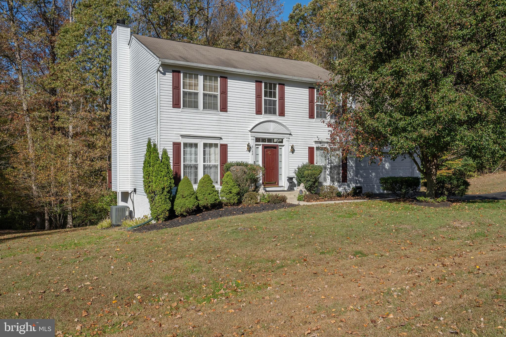 CARRIAGE CROSSING - Residential
