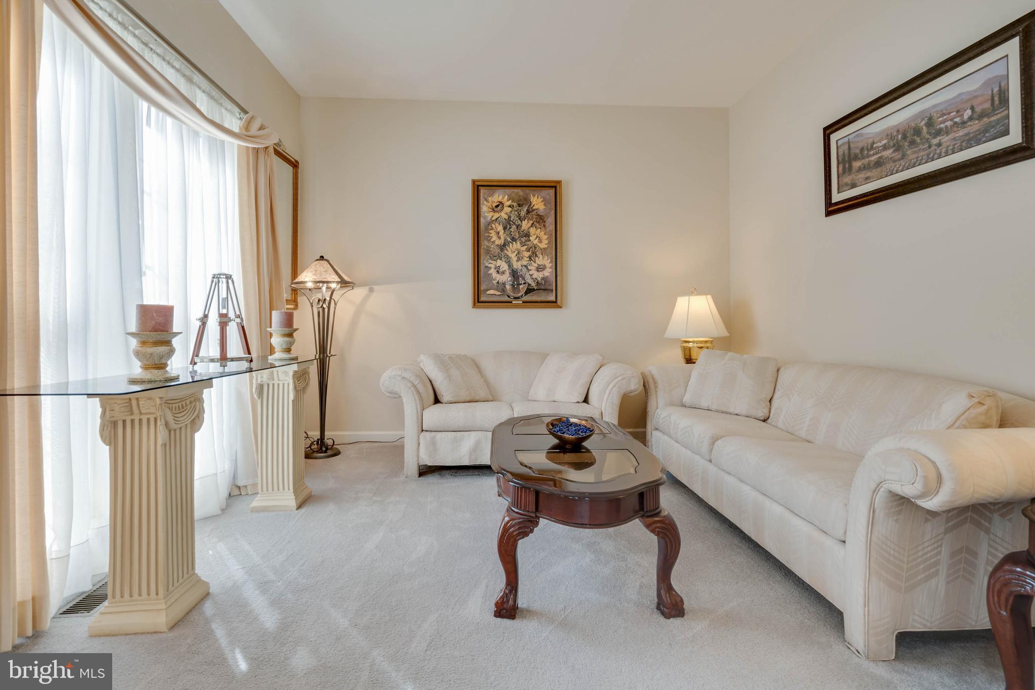 CARRIAGE CROSSING - Residential