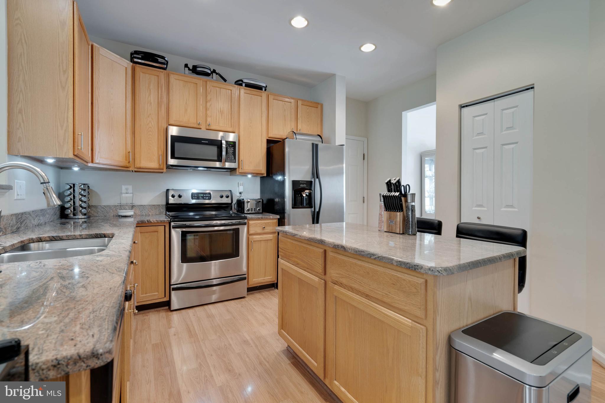 CARRIAGE CROSSING - Residential