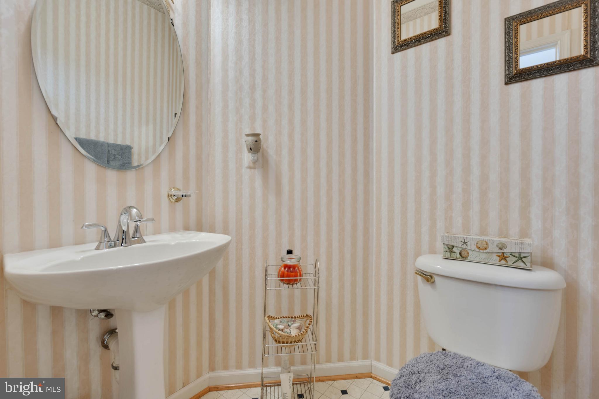 CARRIAGE CROSSING - Residential