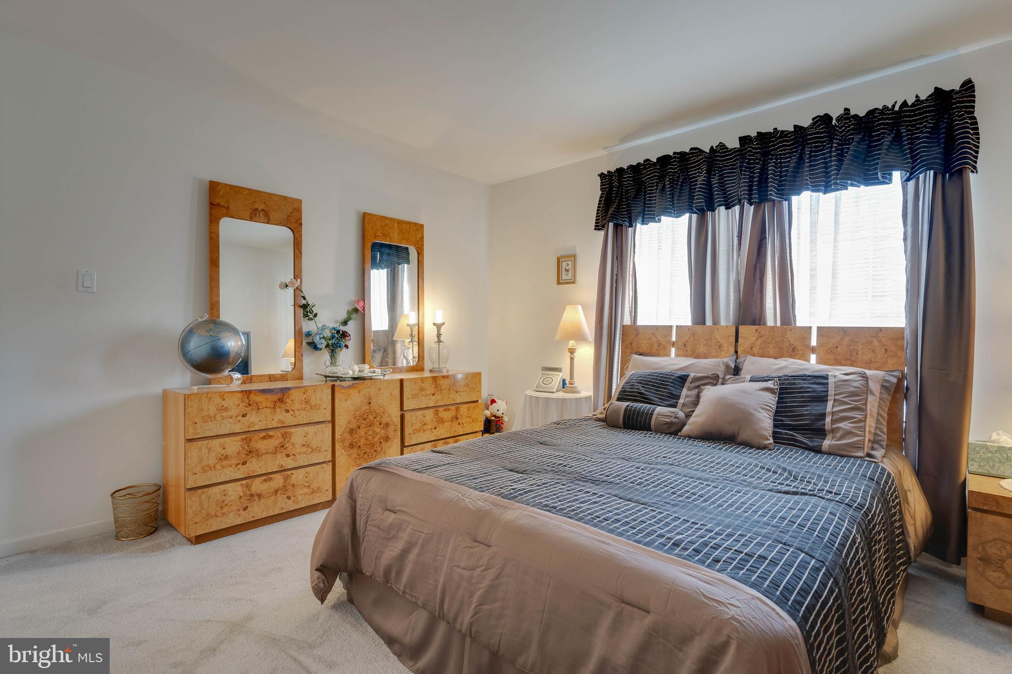 CARRIAGE CROSSING - Residential