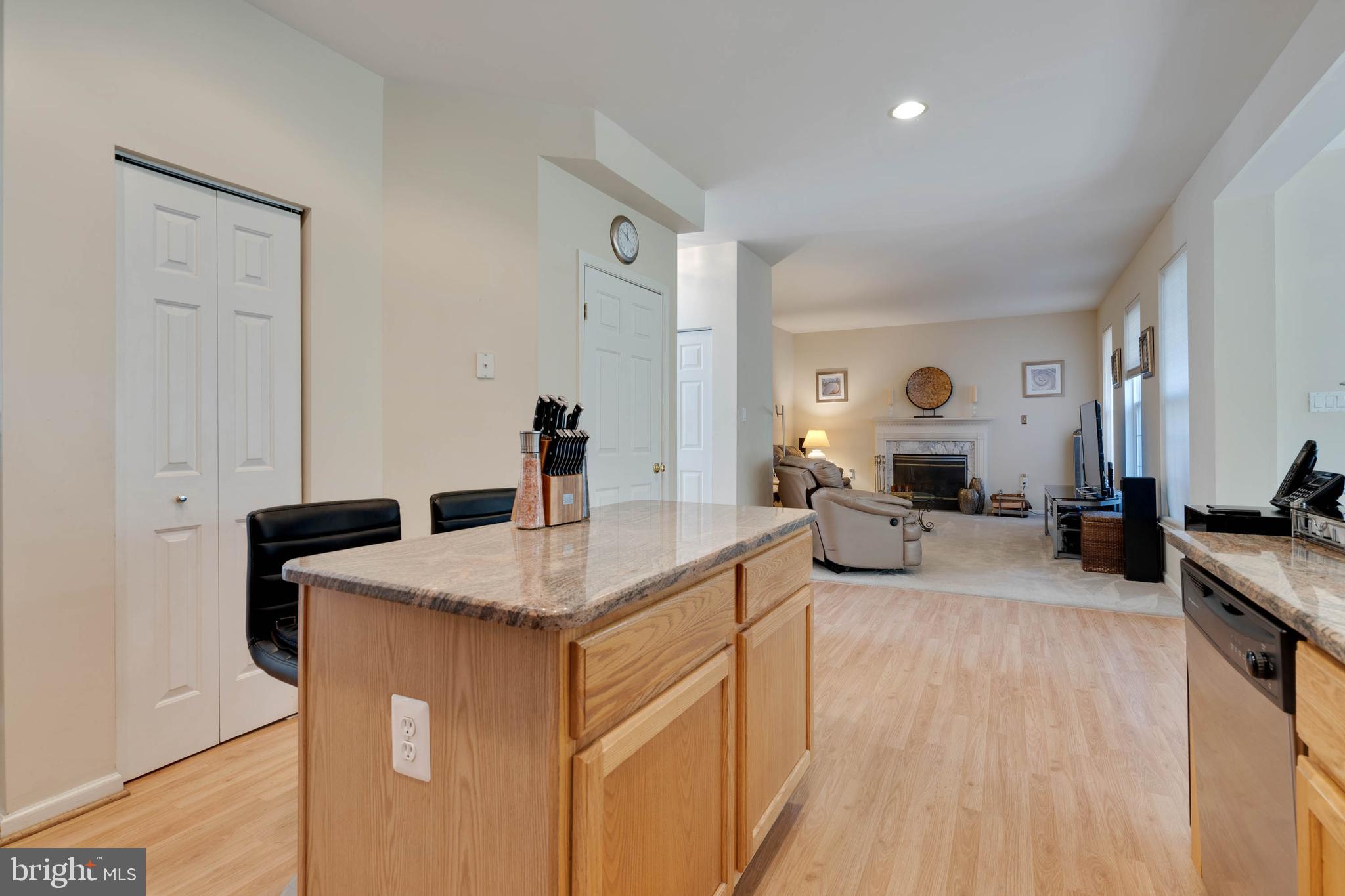 CARRIAGE CROSSING - Residential