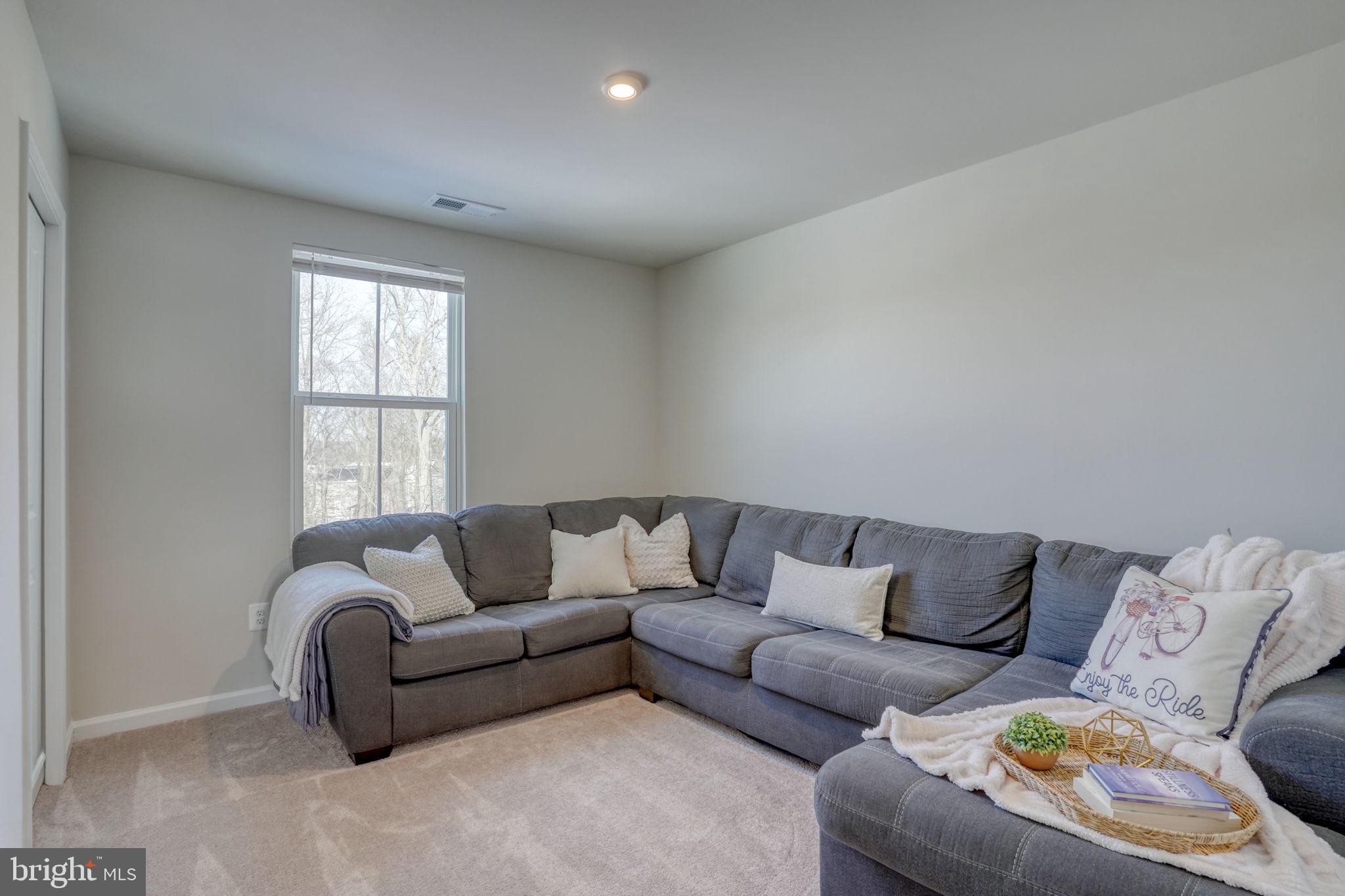 RIDGELY FOREST - Residential