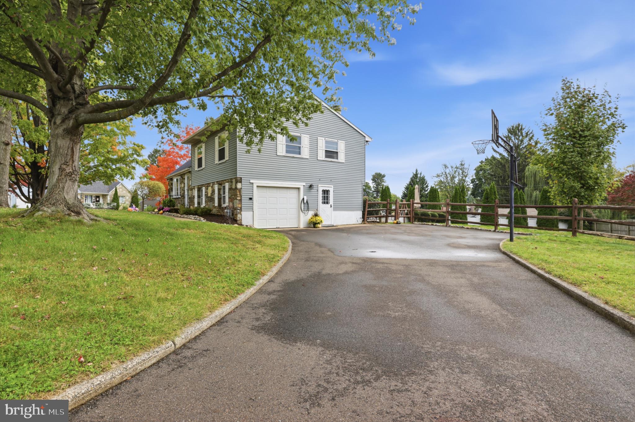 1131 TOMLINSON ROAD