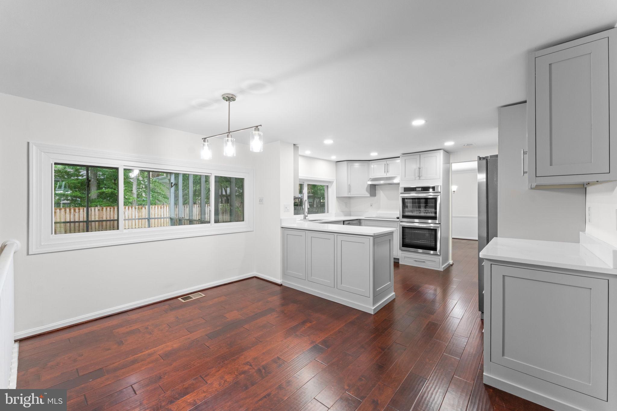 TANTALLON ON THE POTOMAC - Residential